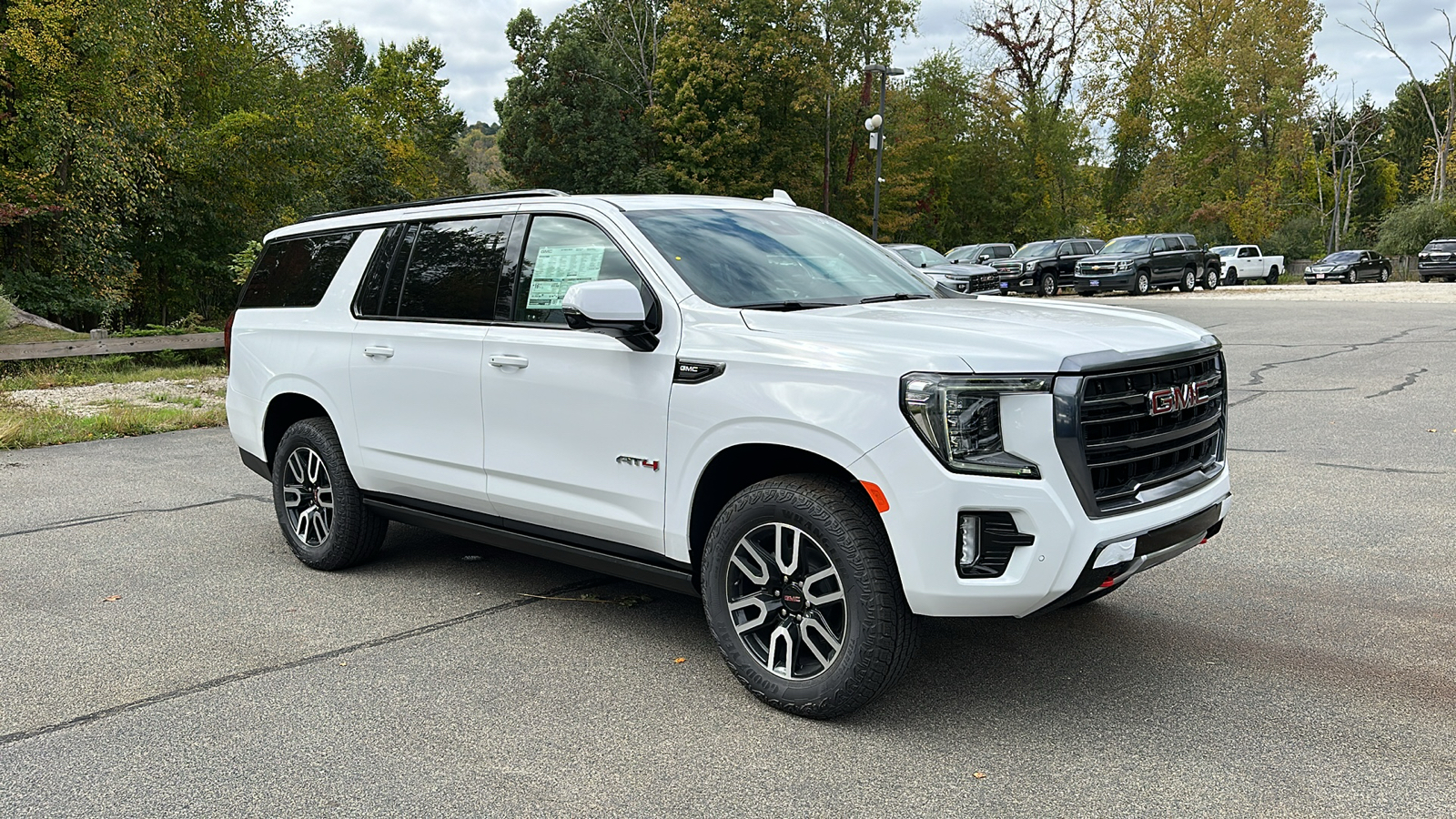 2024 GMC Yukon XL AT4 2