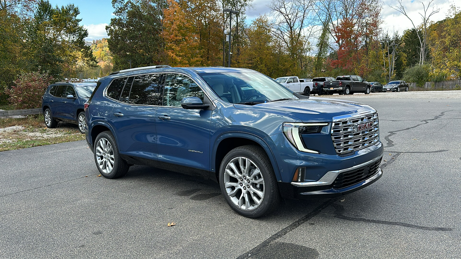 2024 GMC Acadia AWD Denali 2