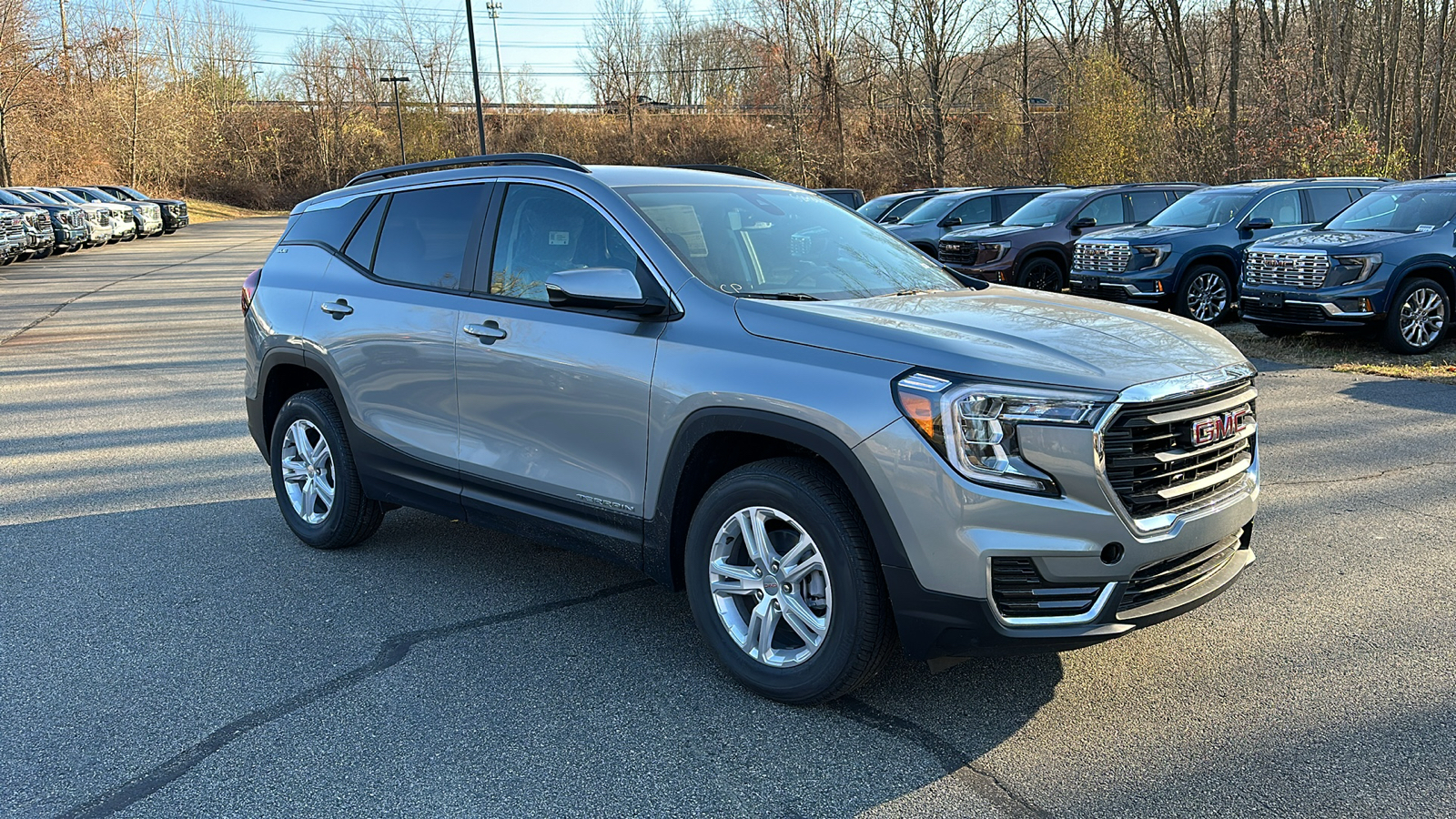 2024 GMC Terrain SLE 2