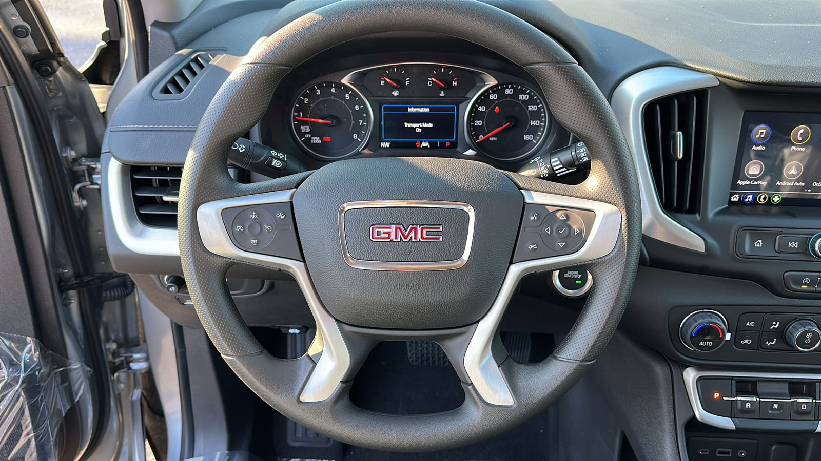 2024 GMC Terrain SLE 9