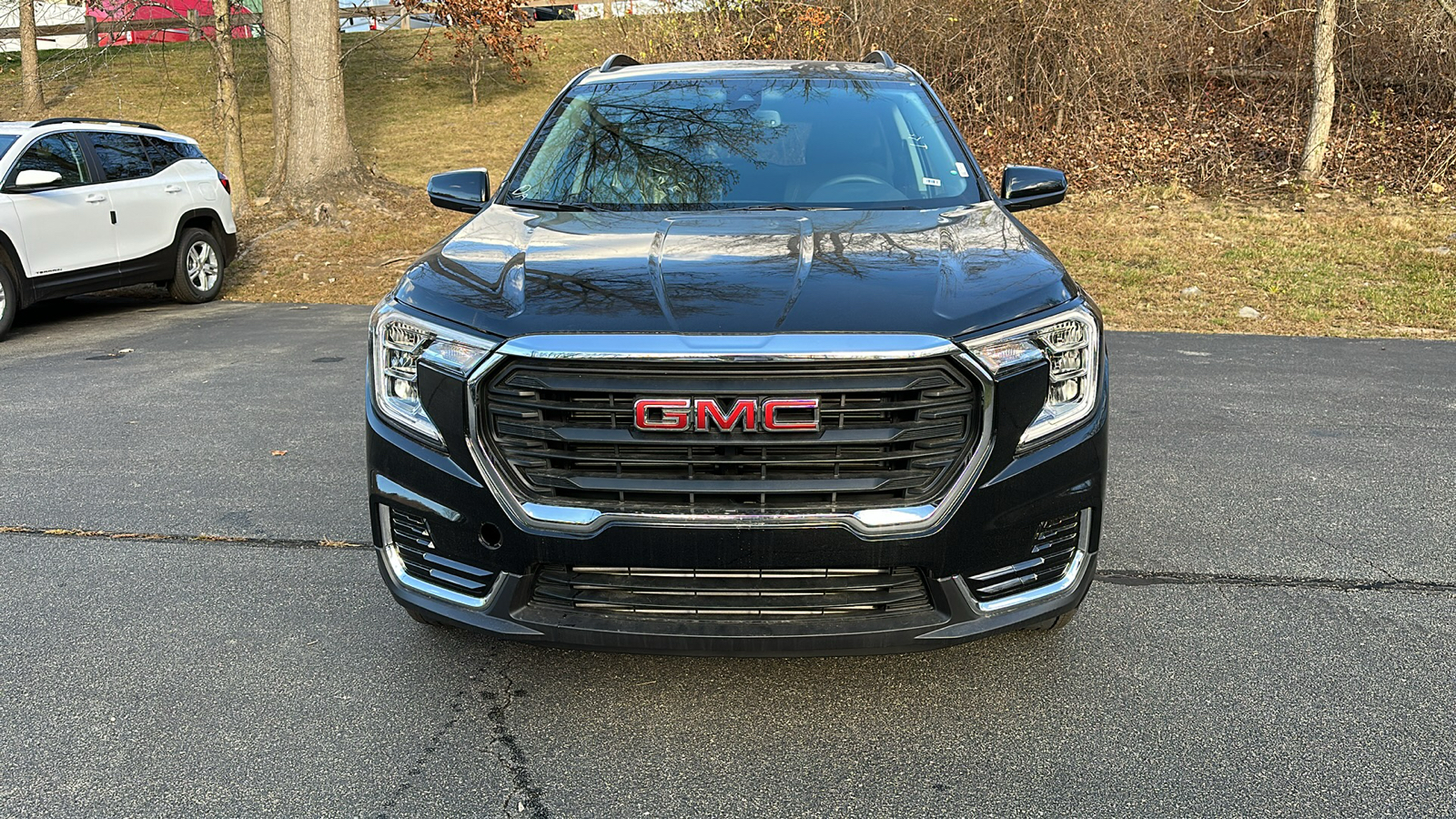 2024 GMC Terrain SLE 3