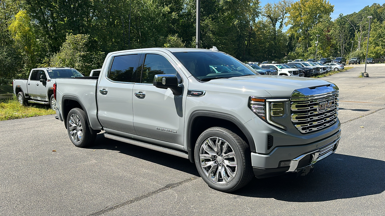 2025 GMC Sierra 1500 Denali 2