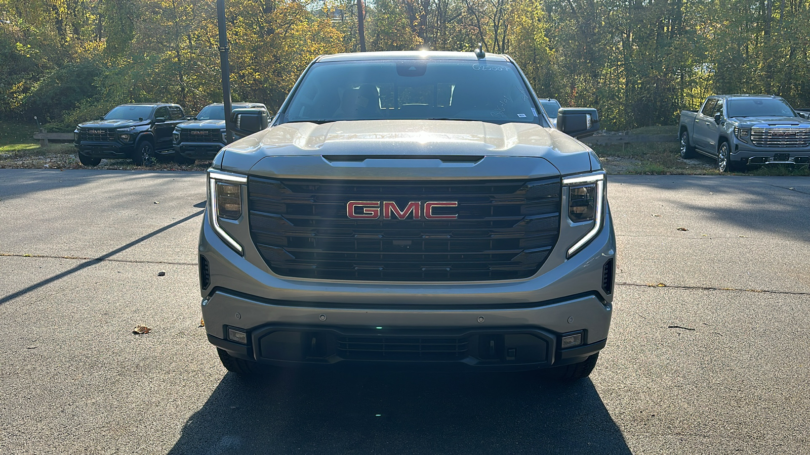 2025 GMC Sierra 1500 Elevation 3