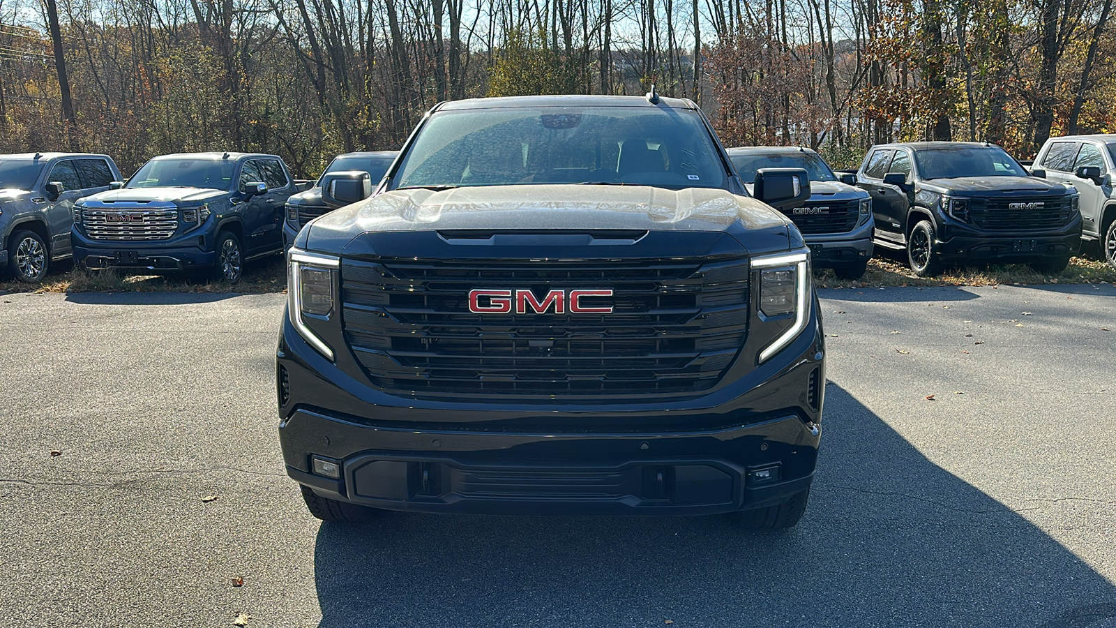 2025 GMC Sierra 1500 Elevation 3