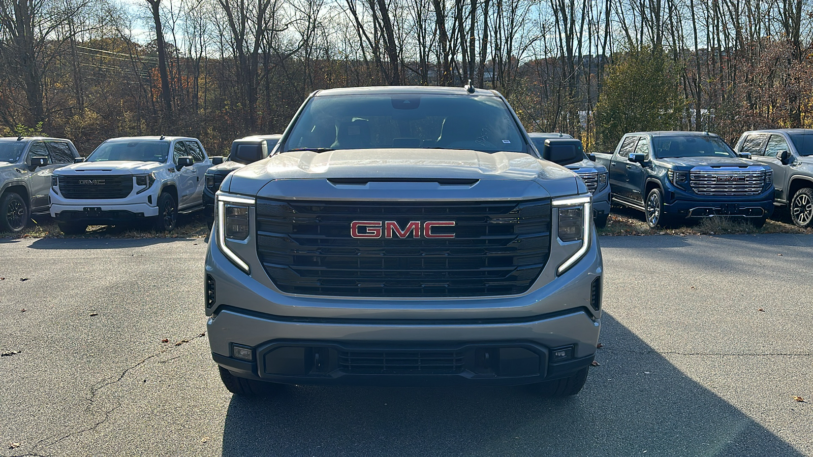 2025 GMC Sierra 1500 Elevation 3