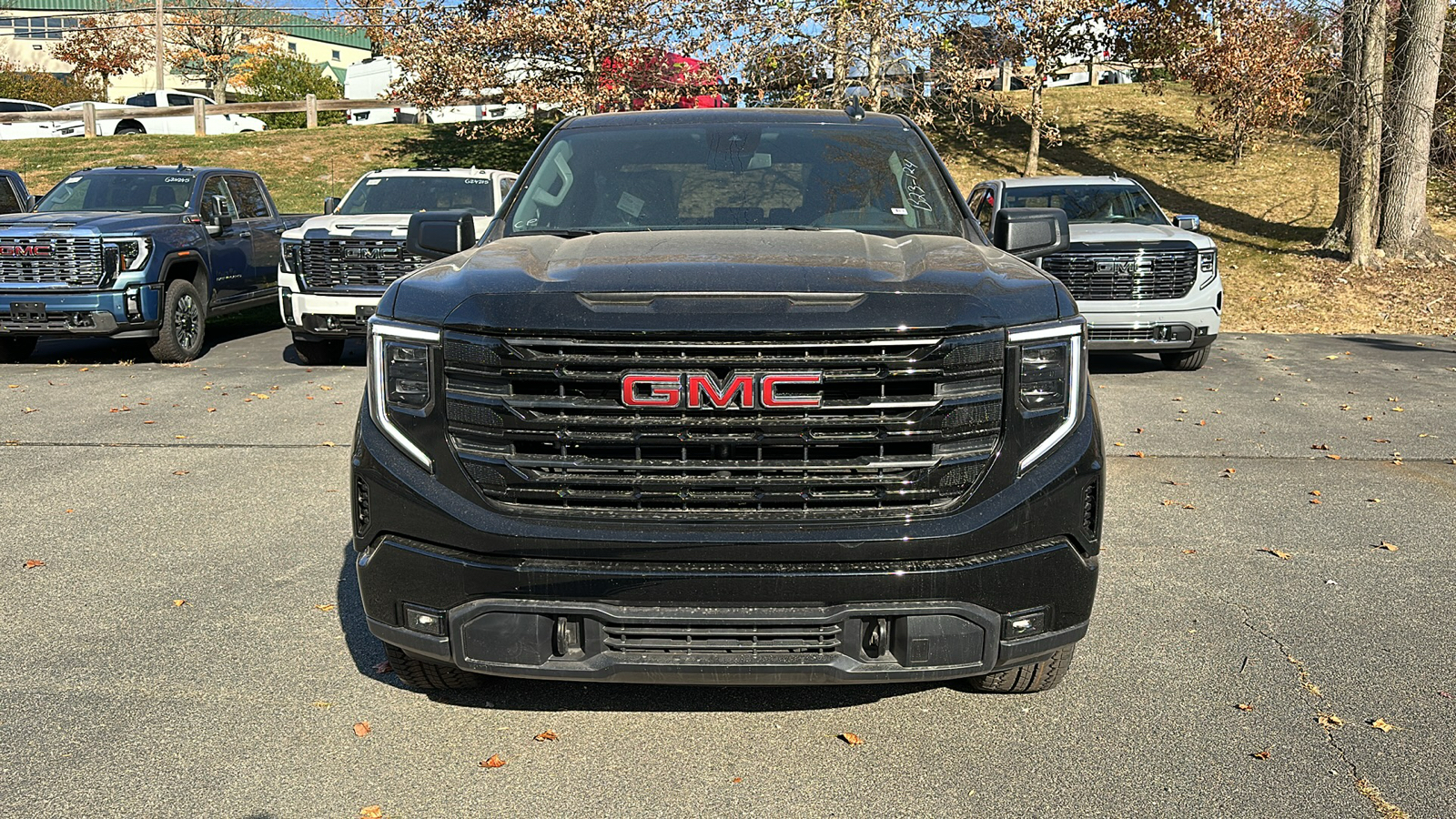 2025 GMC Sierra 1500 Elevation 3