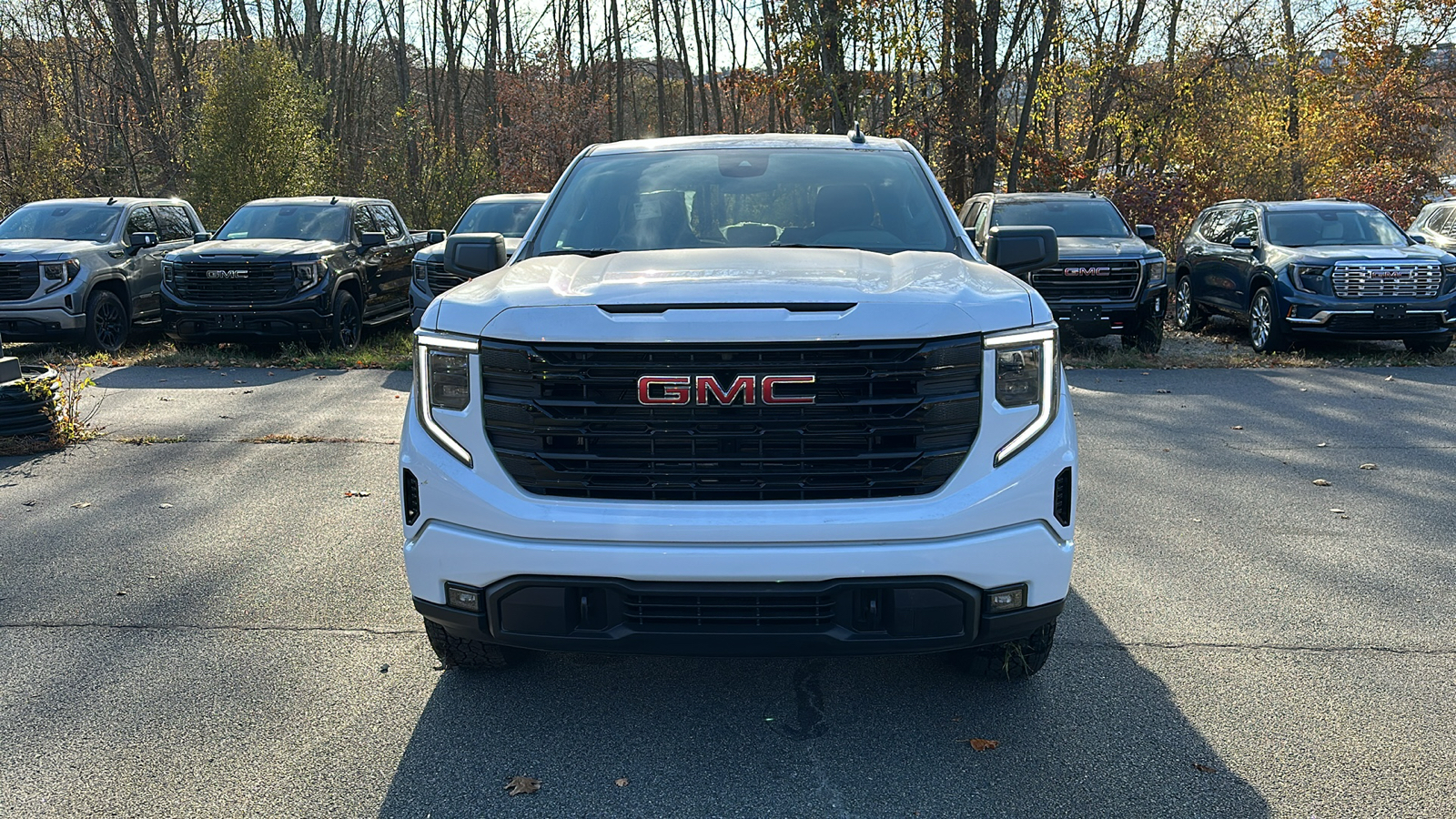 2025 GMC Sierra 1500 Elevation 3