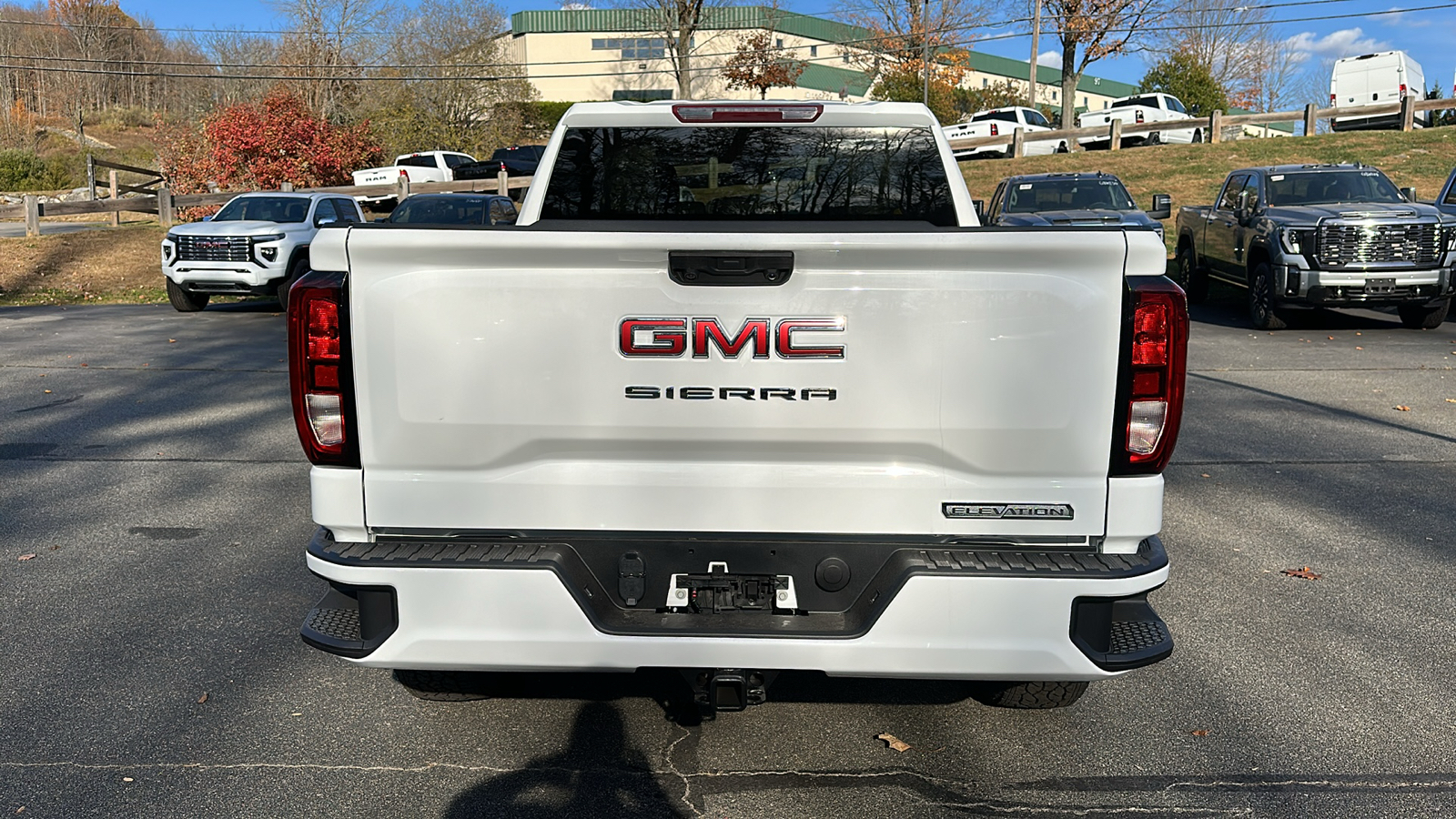 2025 GMC Sierra 1500 Elevation 4