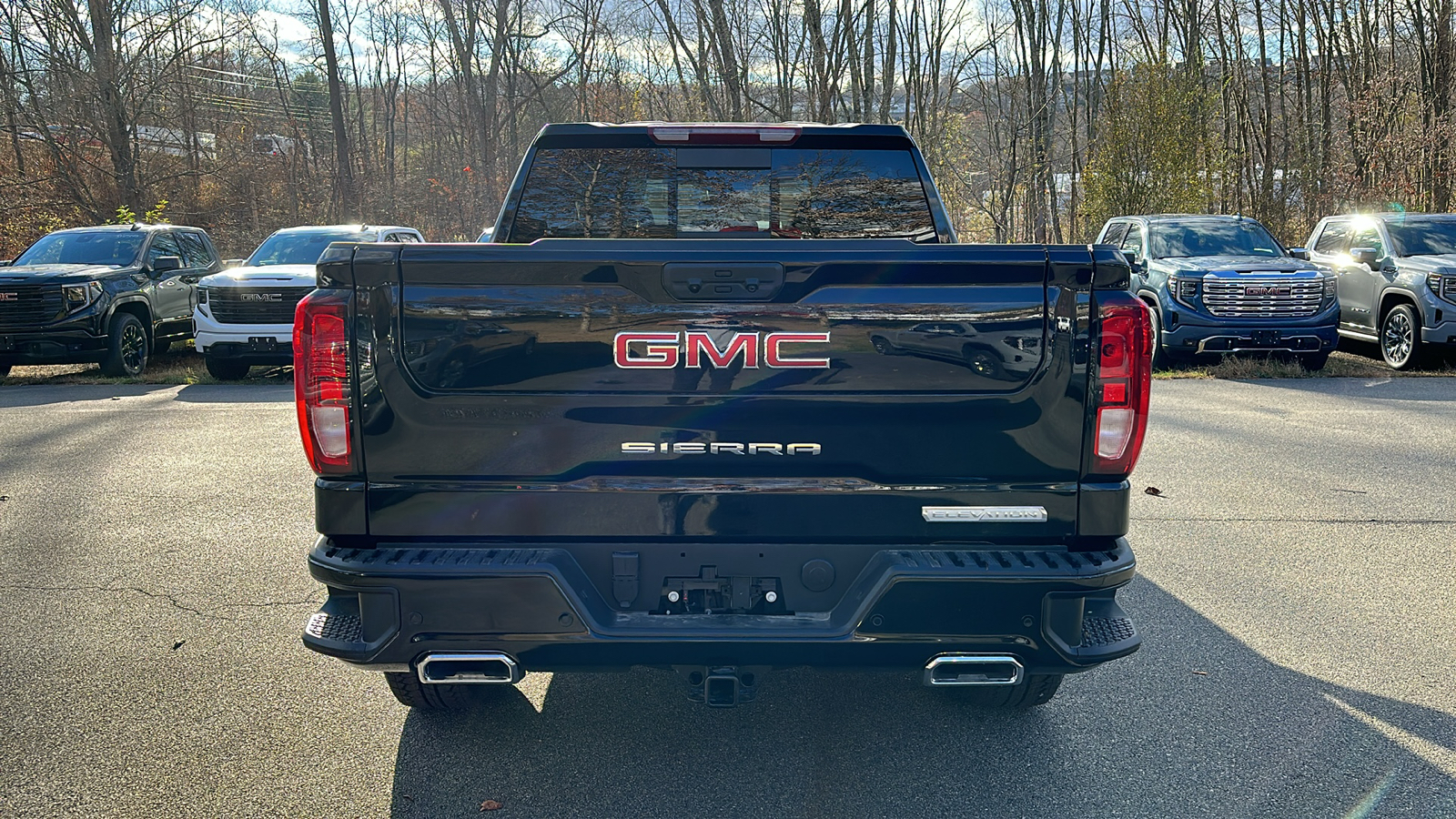 2025 GMC Sierra 1500 Elevation 4