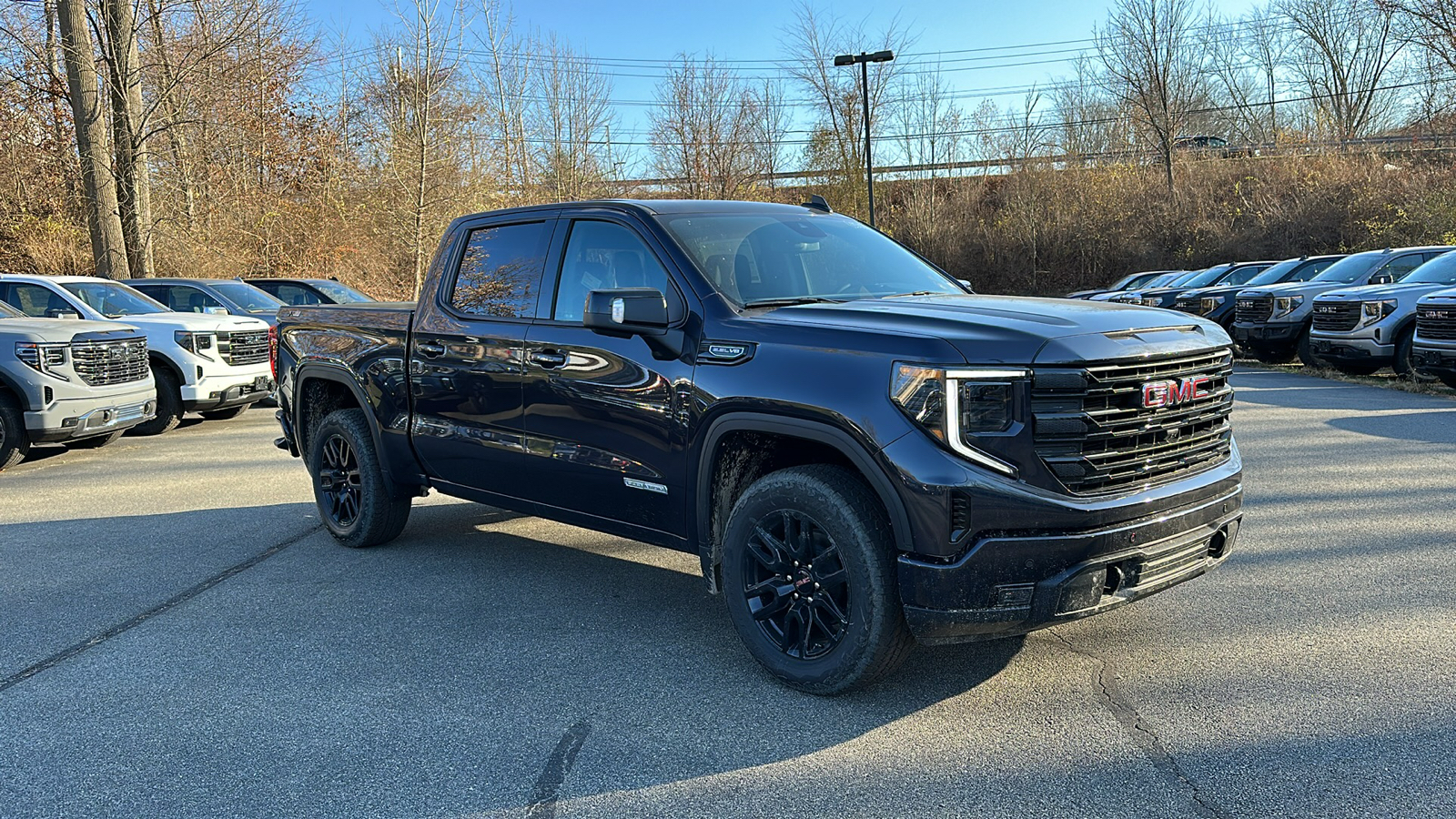 2025 GMC Sierra 1500 Elevation 2