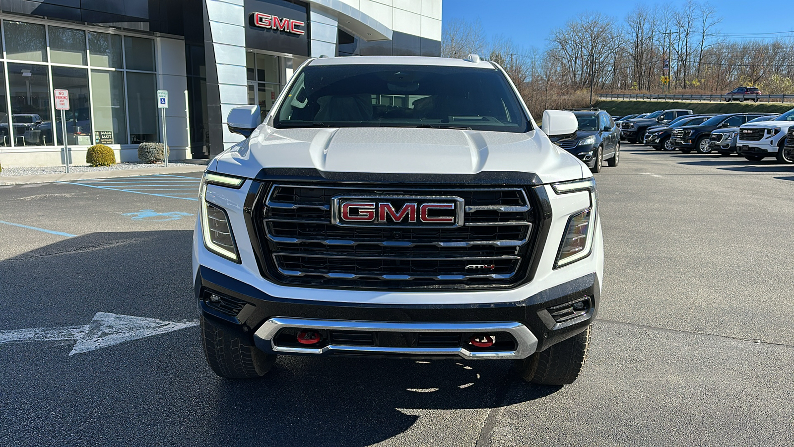 2025 GMC Yukon XL AT4 3