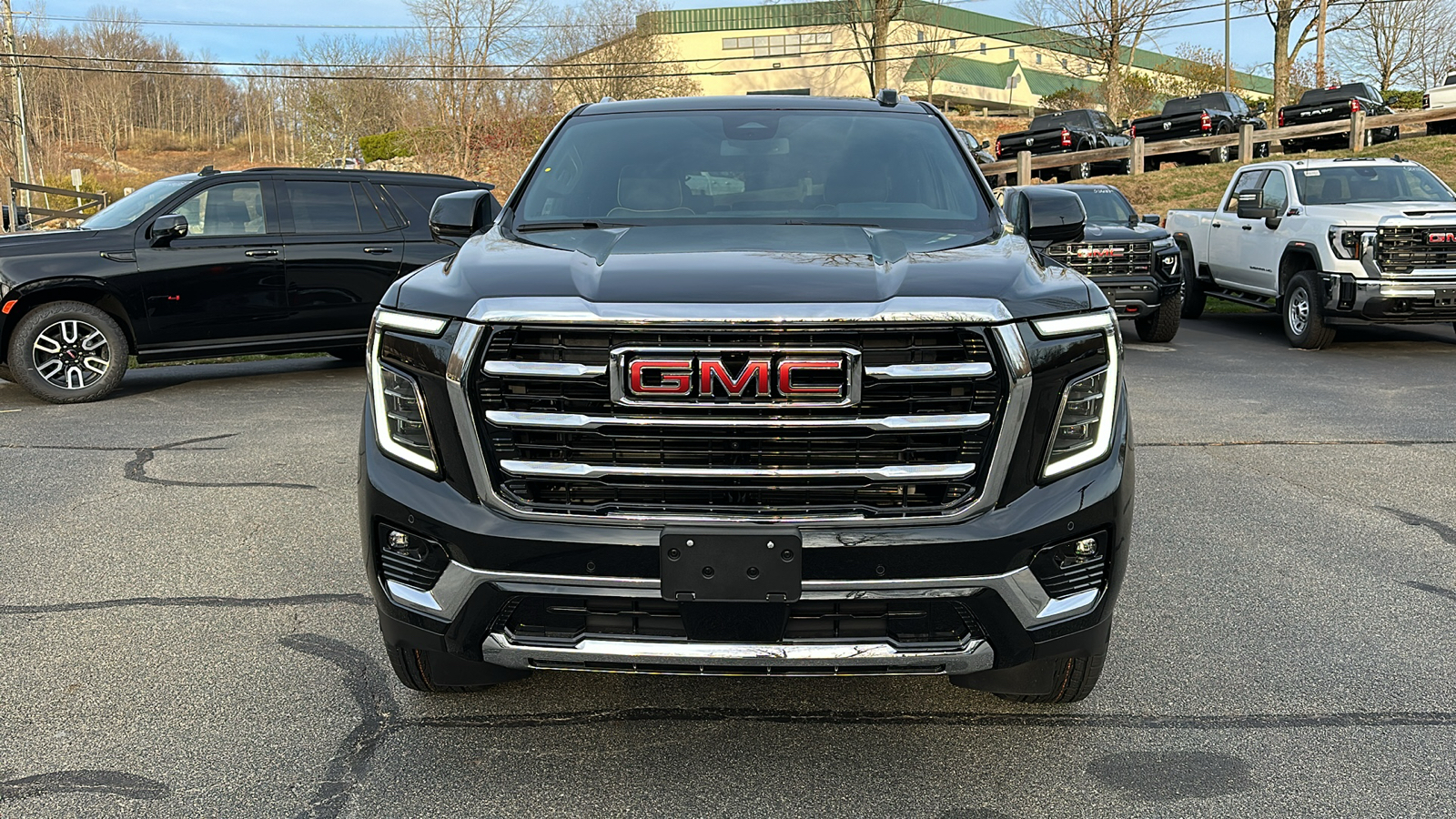 2025 GMC Yukon Elevation 3