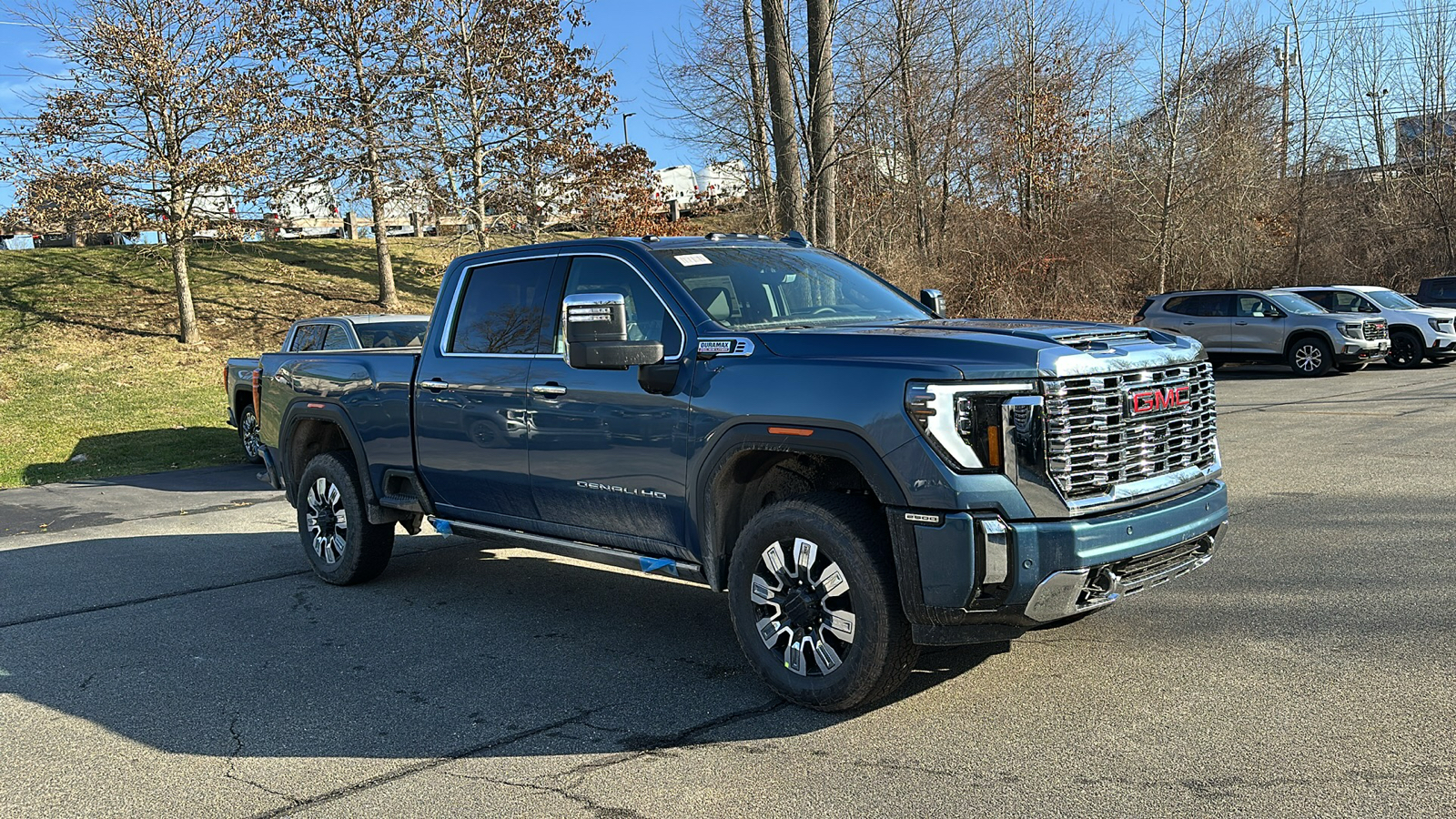 2025 GMC Sierra 2500HD Denali 2