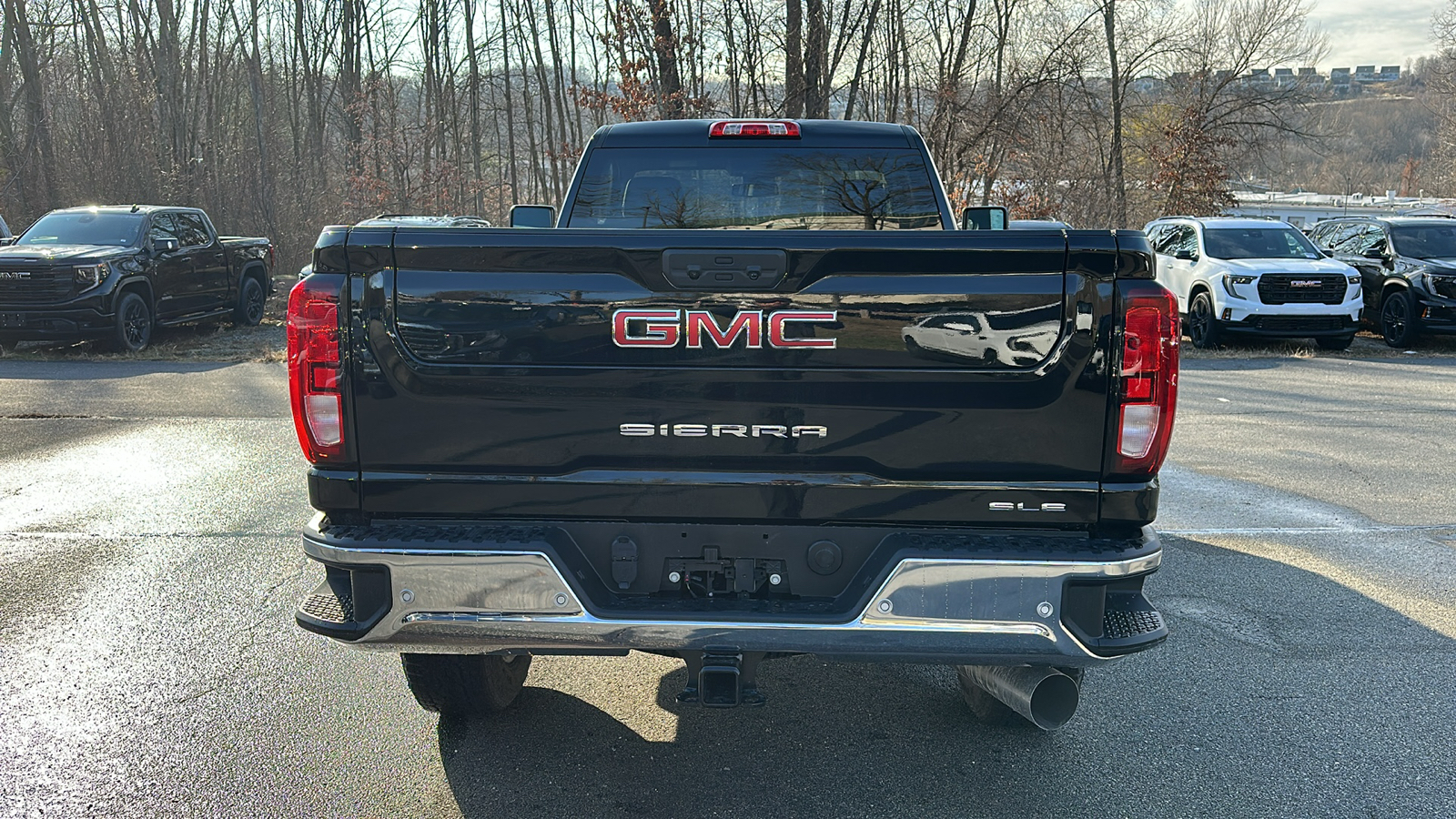 2025 GMC Sierra 3500HD SLE 4