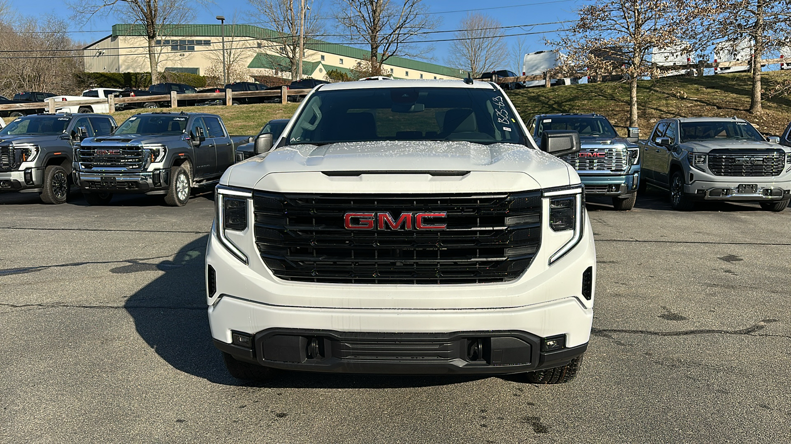 2025 GMC Sierra 1500 Elevation 3