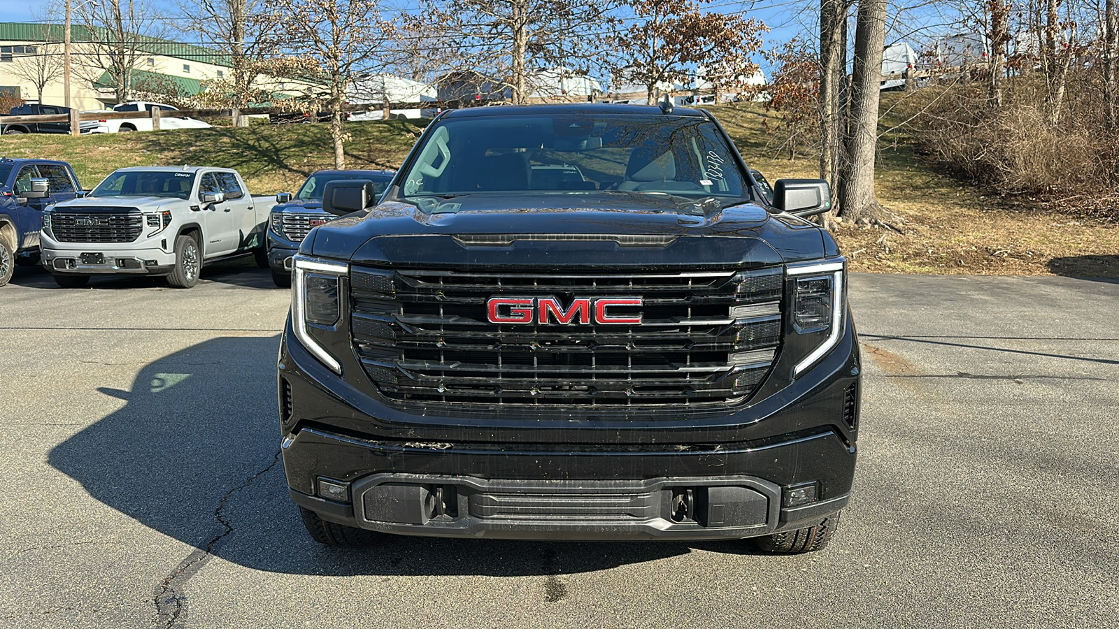 2025 GMC Sierra 1500 Elevation 3