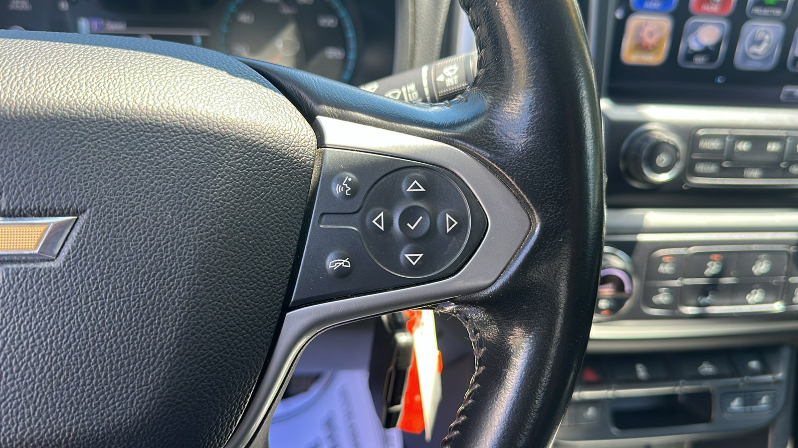 2018 CHEVROLET COLORADO 4WD LT 18