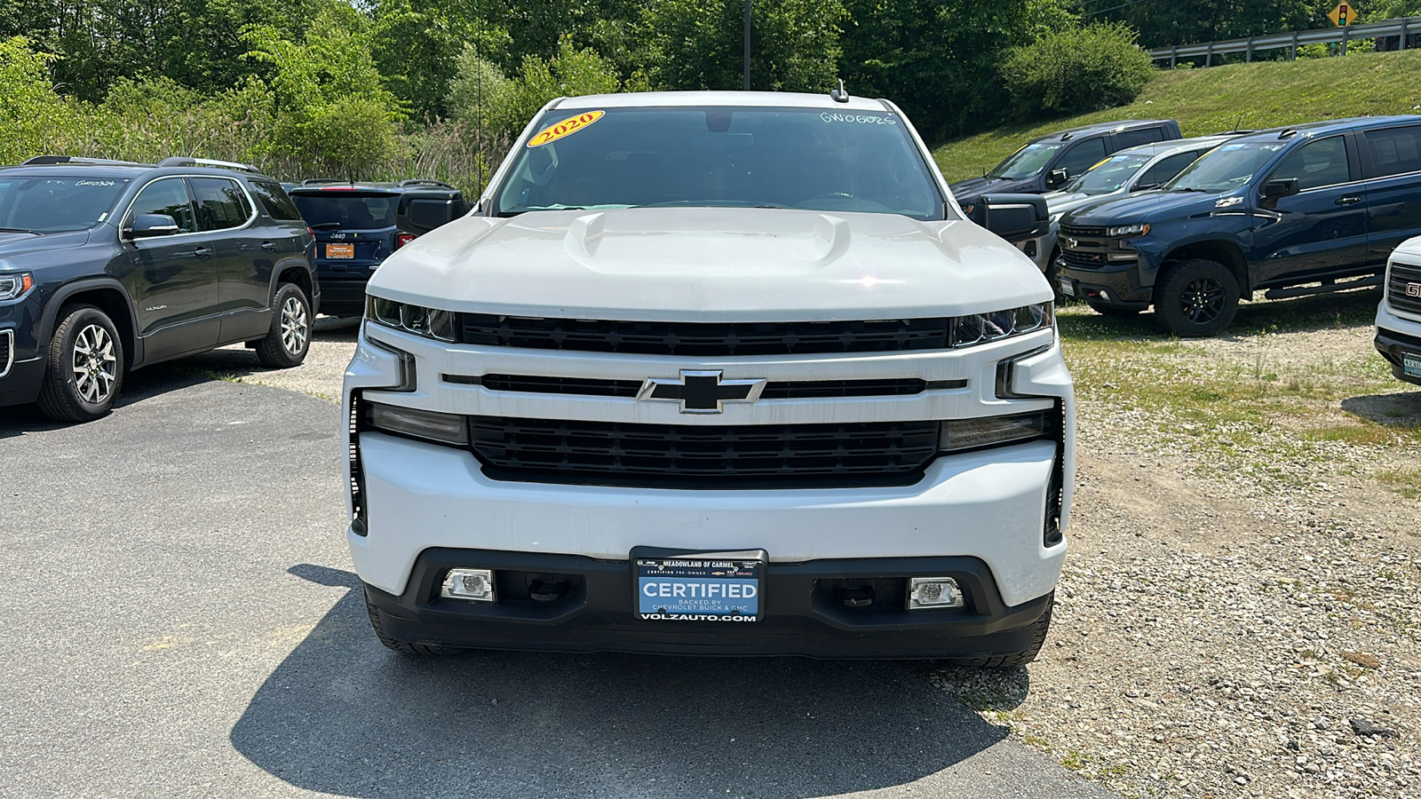 2020 CHEVROLET SILVERADO RST 2