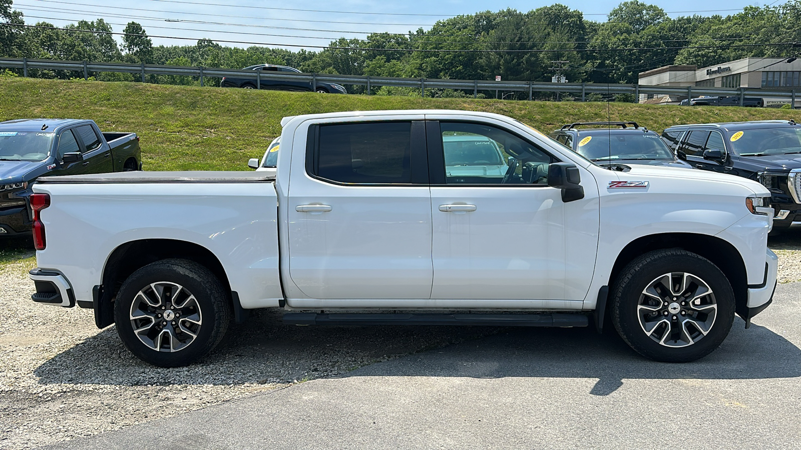 2020 CHEVROLET SILVERADO RST 4