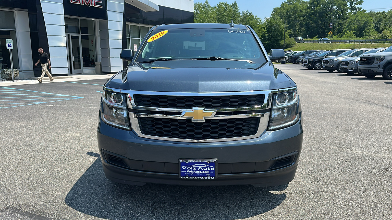 2019 CHEVROLET TAHOE LT 2