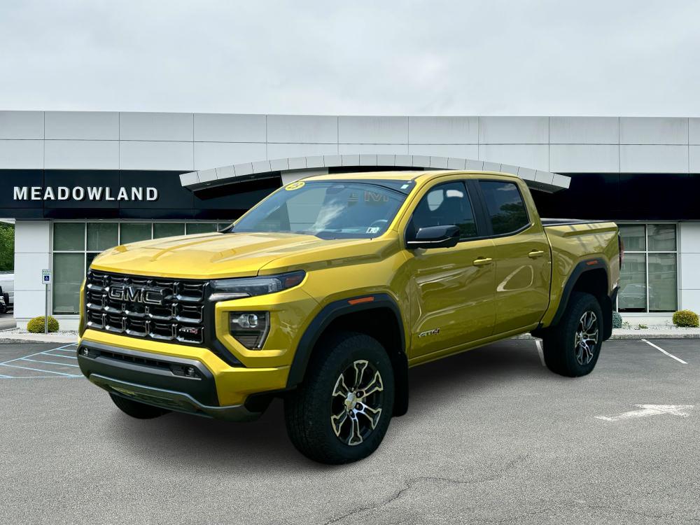 2023 GMC CANYON 4WD AT4 1