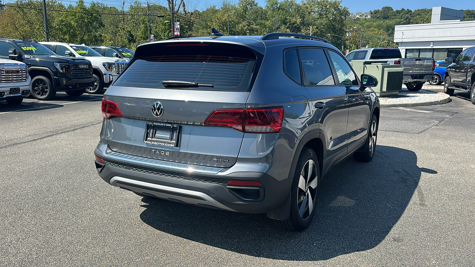 2024 VOLKSWAGEN TAOS S 4