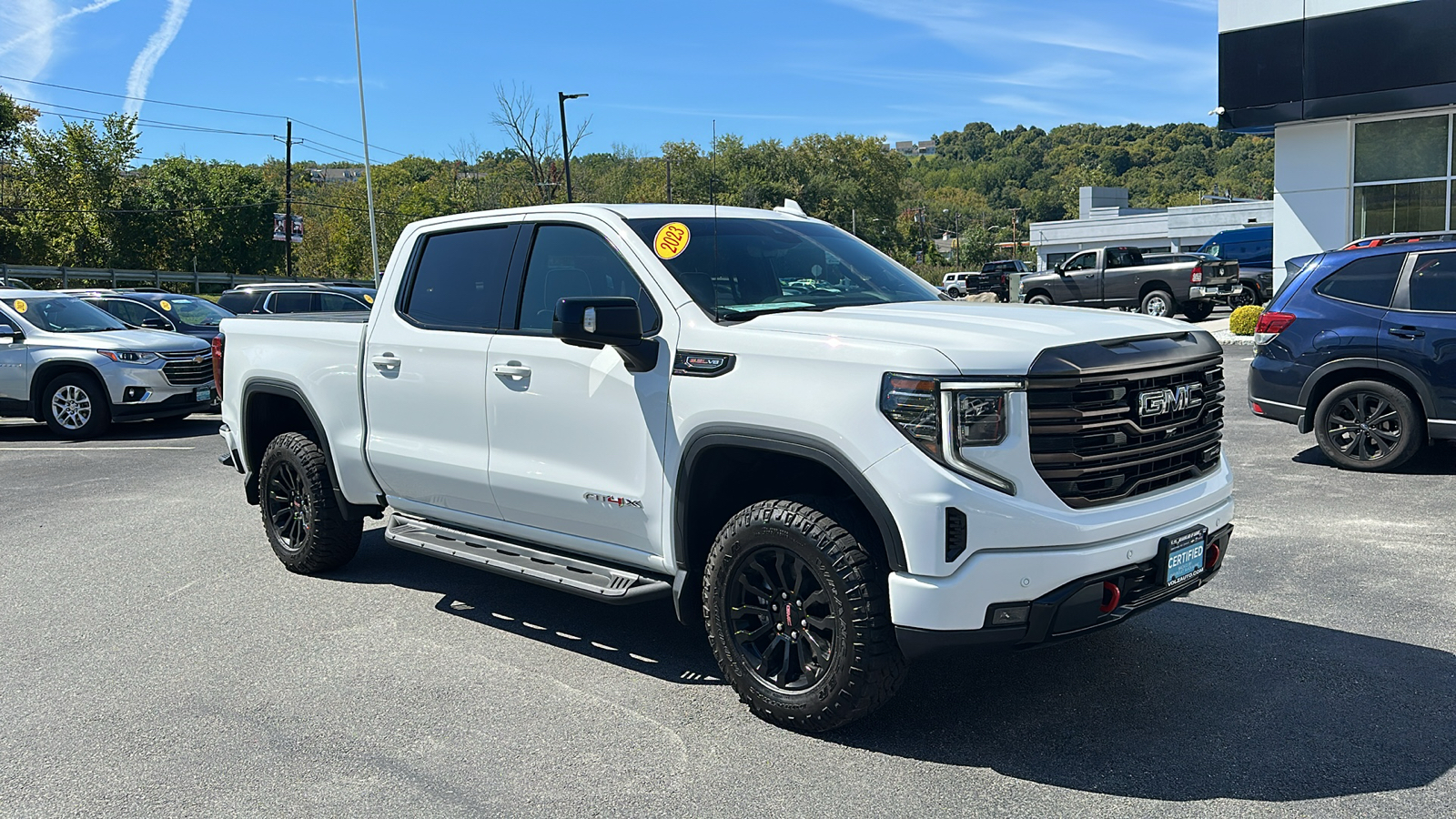 2023 GMC SIERRA 1500 AT4X 2