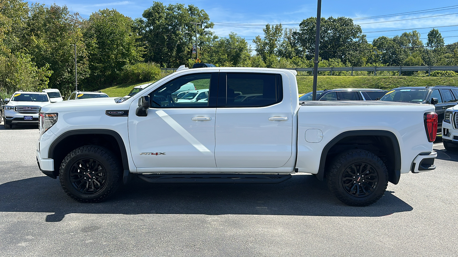 2023 GMC SIERRA 1500 AT4X 7