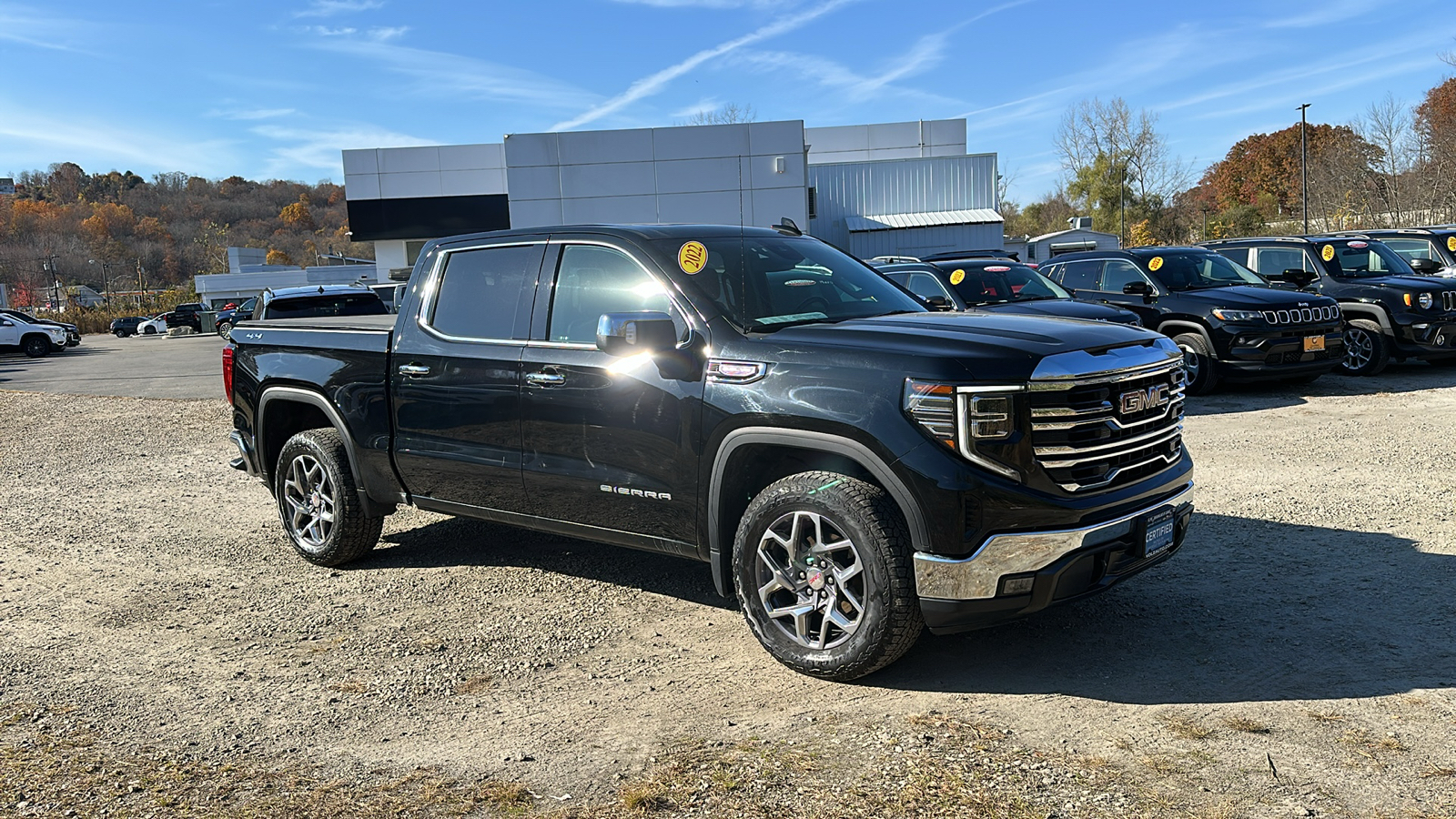 2022 GMC SIERRA 1500 SLT 2