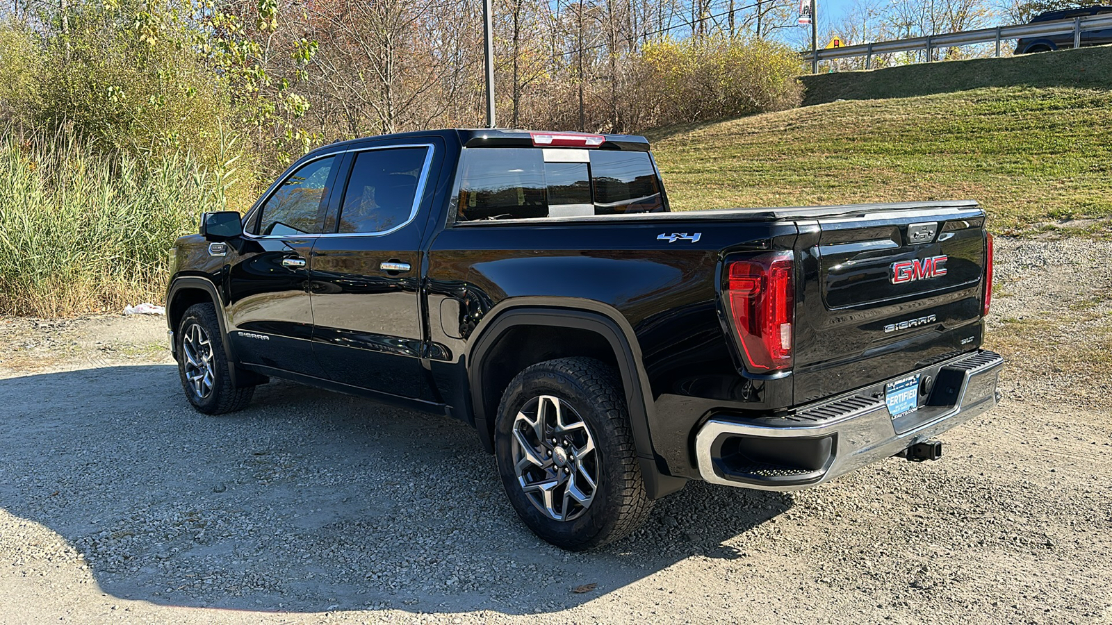 2022 GMC SIERRA 1500 SLT 6