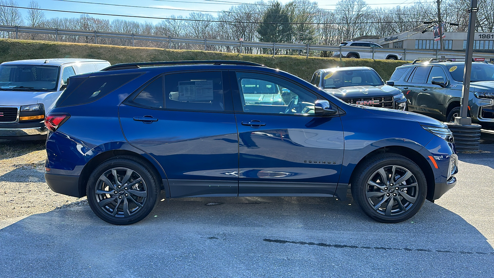 2022 CHEVROLET EQUINOX RS 3