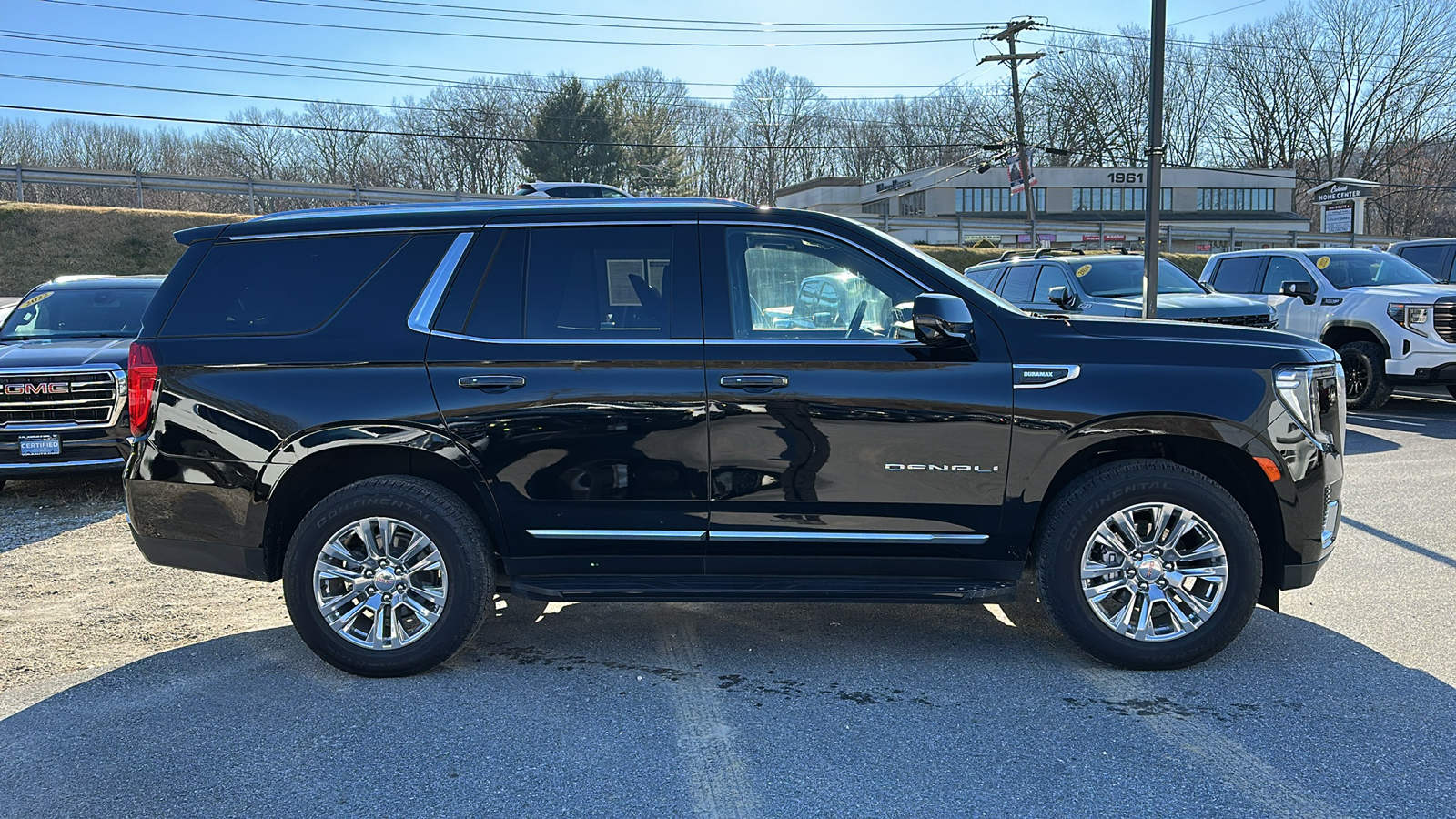 2024 GMC YUKON DENALI 3