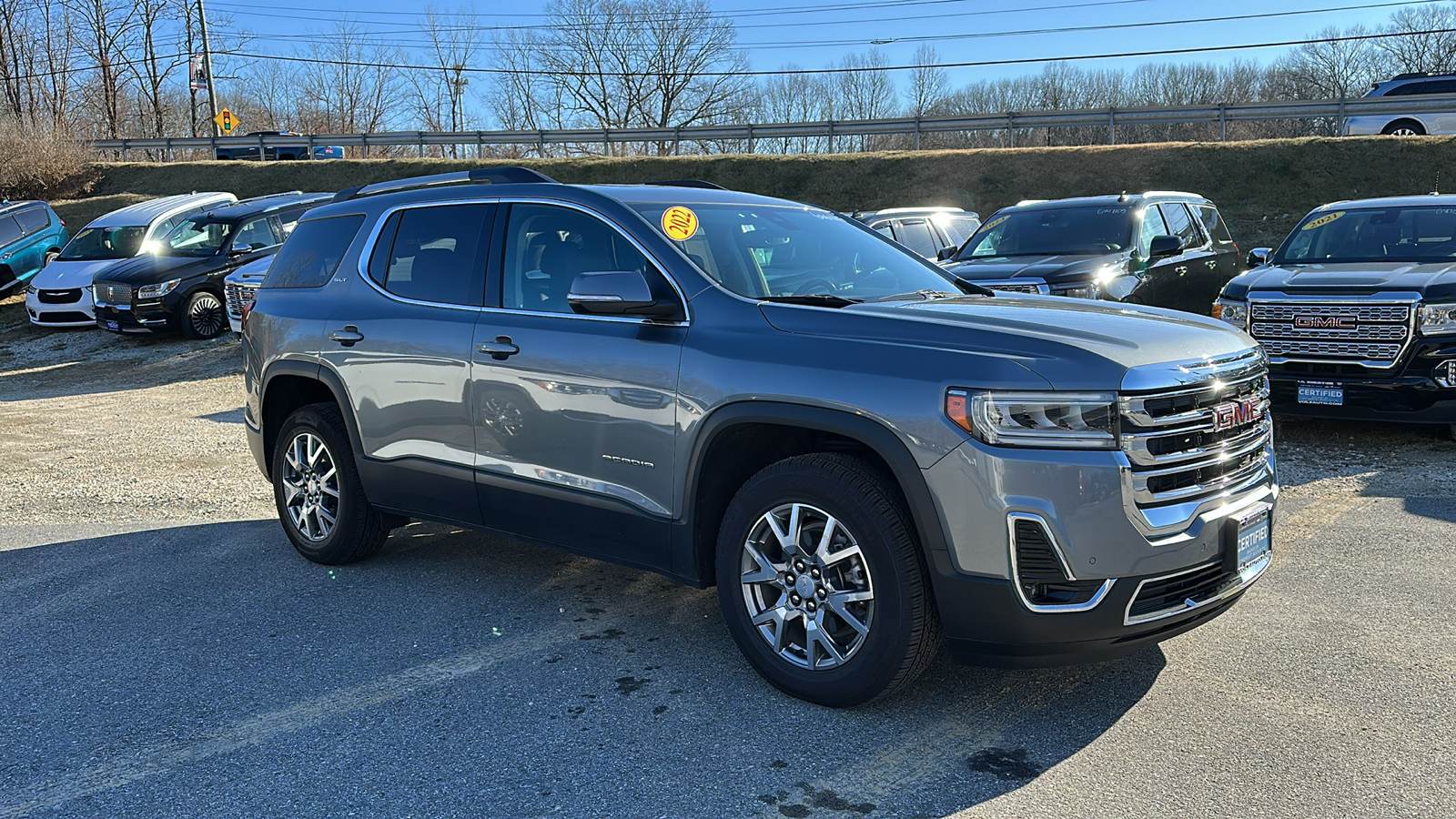 2022 GMC ACADIA SLT 2