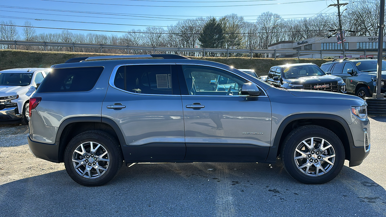 2022 GMC ACADIA SLT 3