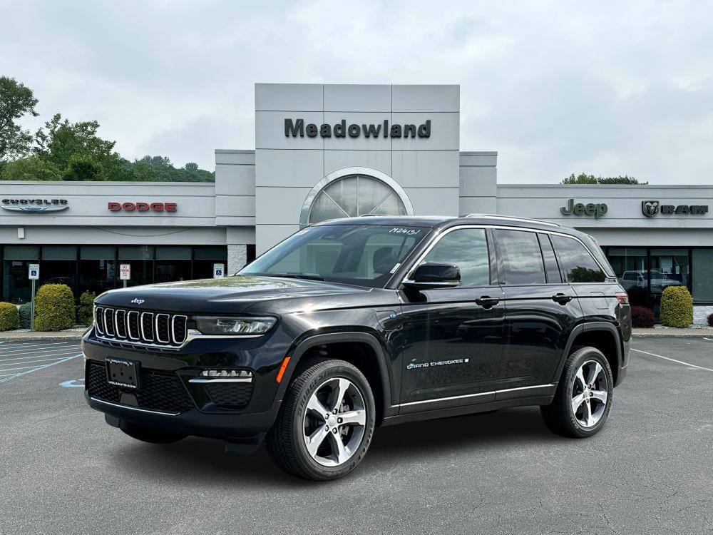 2024 Jeep Grand Cherokee 4xe BASE 1