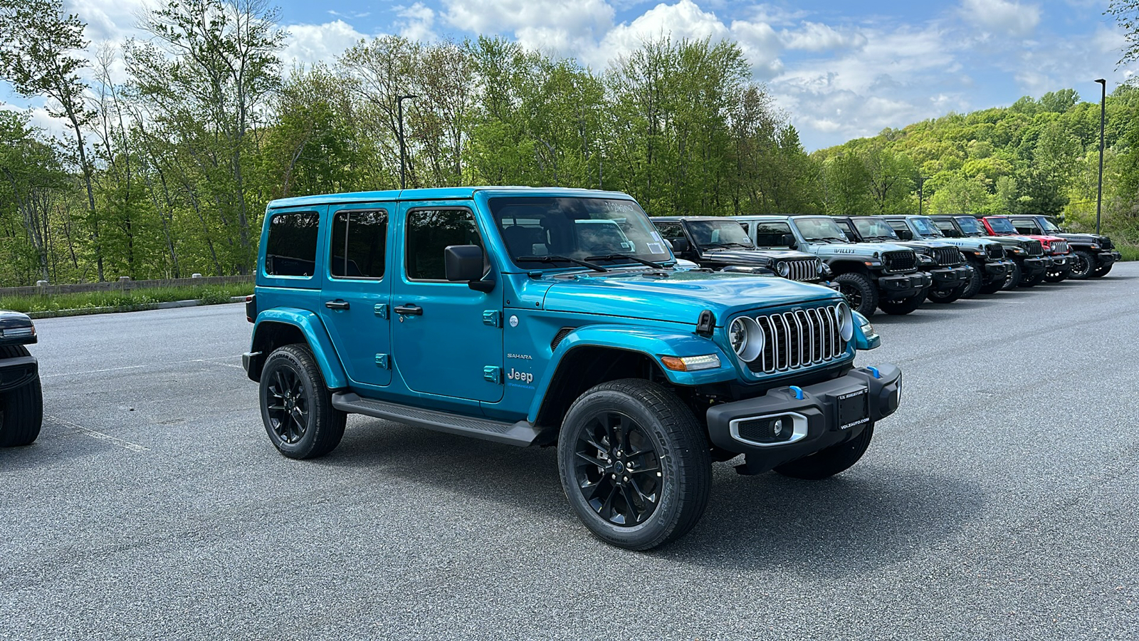 2024 Jeep Wrangler 4xe Sahara 2