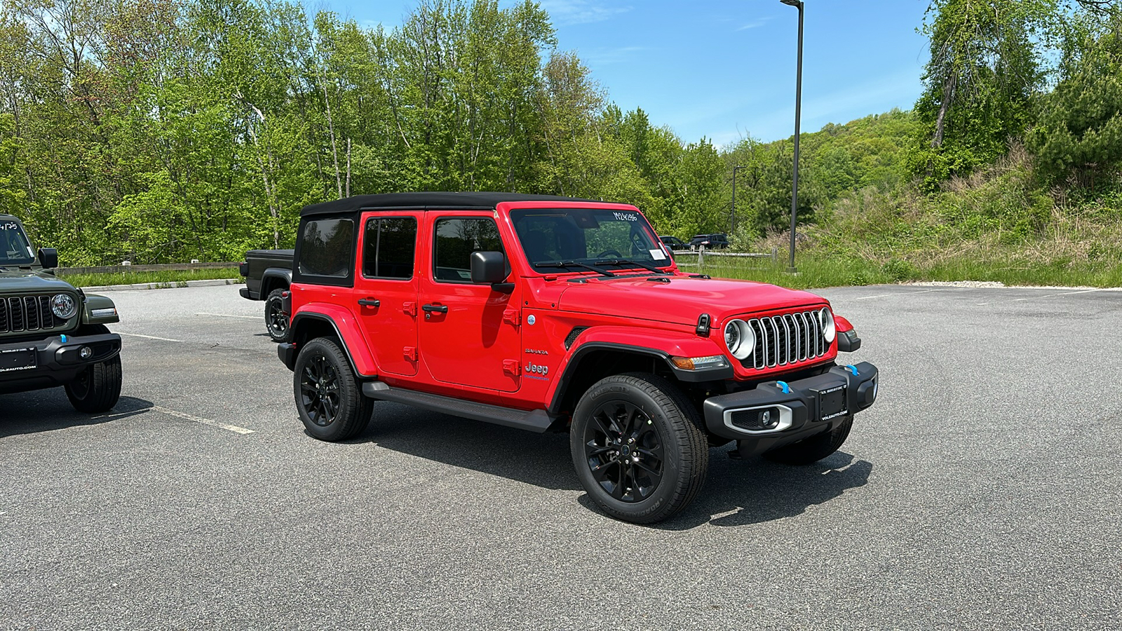 2024 Jeep Wrangler 4xe Sahara 2