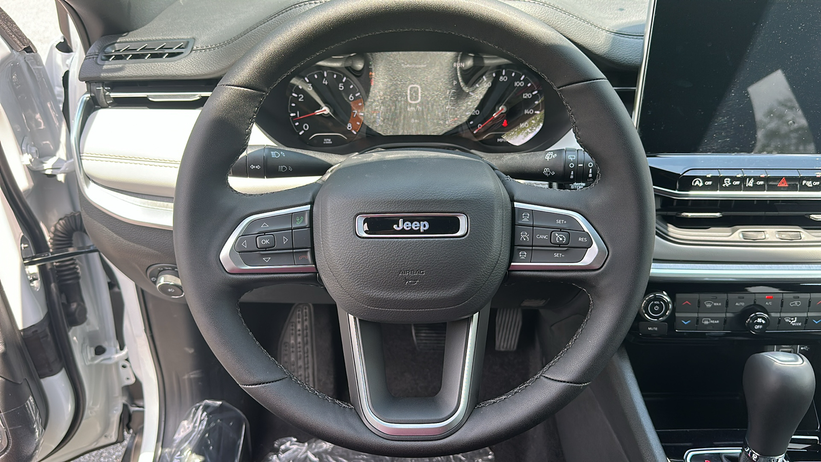 2024 Jeep Compass Limited 9