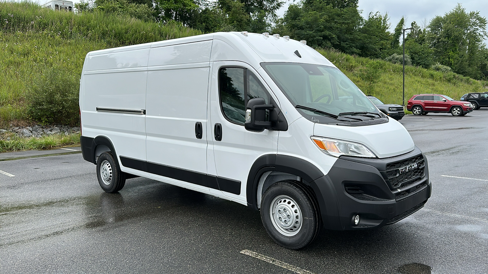 2024 Ram ProMaster Cargo Van Tradesman 2