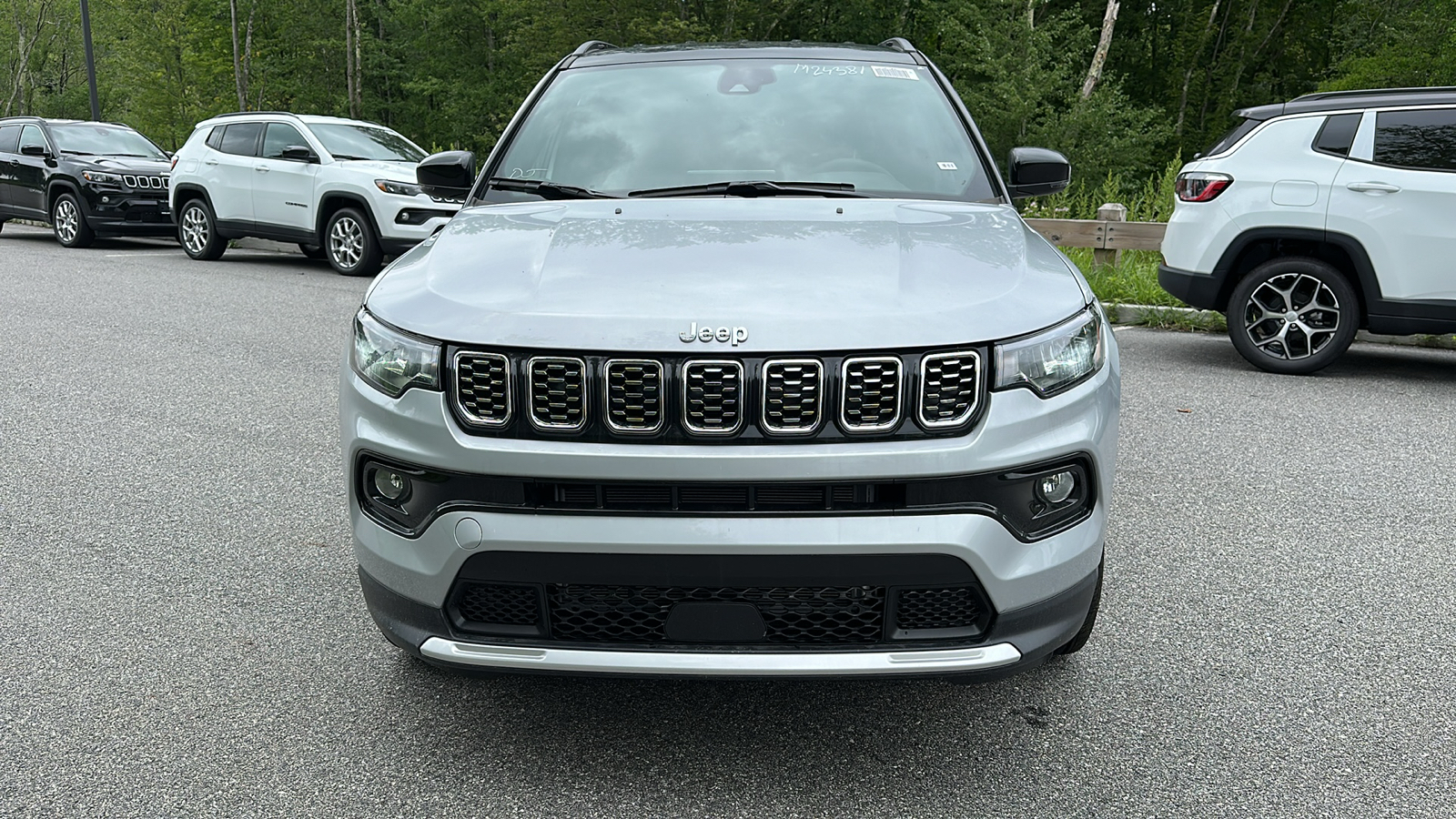 2024 Jeep Compass Limited 3