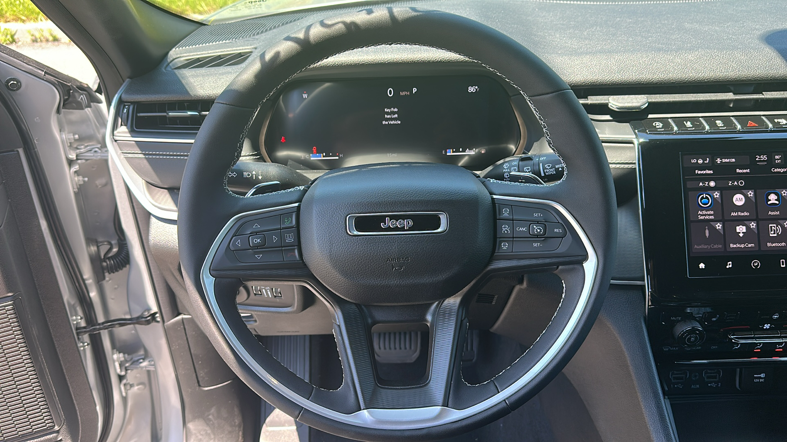 2024 Jeep Grand Cherokee Altitude 9