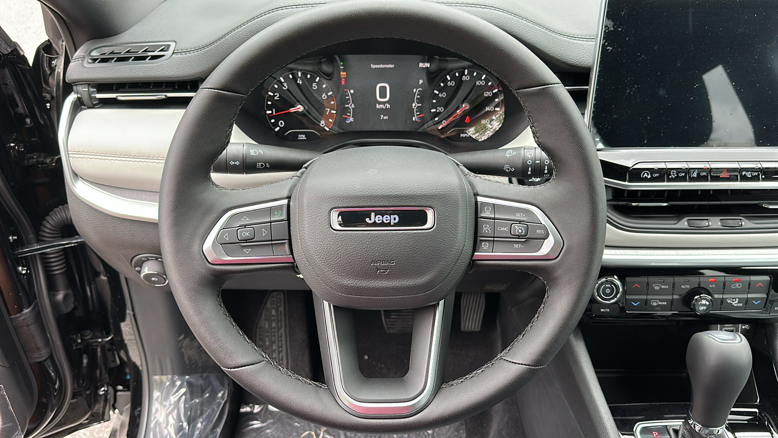 2024 Jeep Compass Limited 9