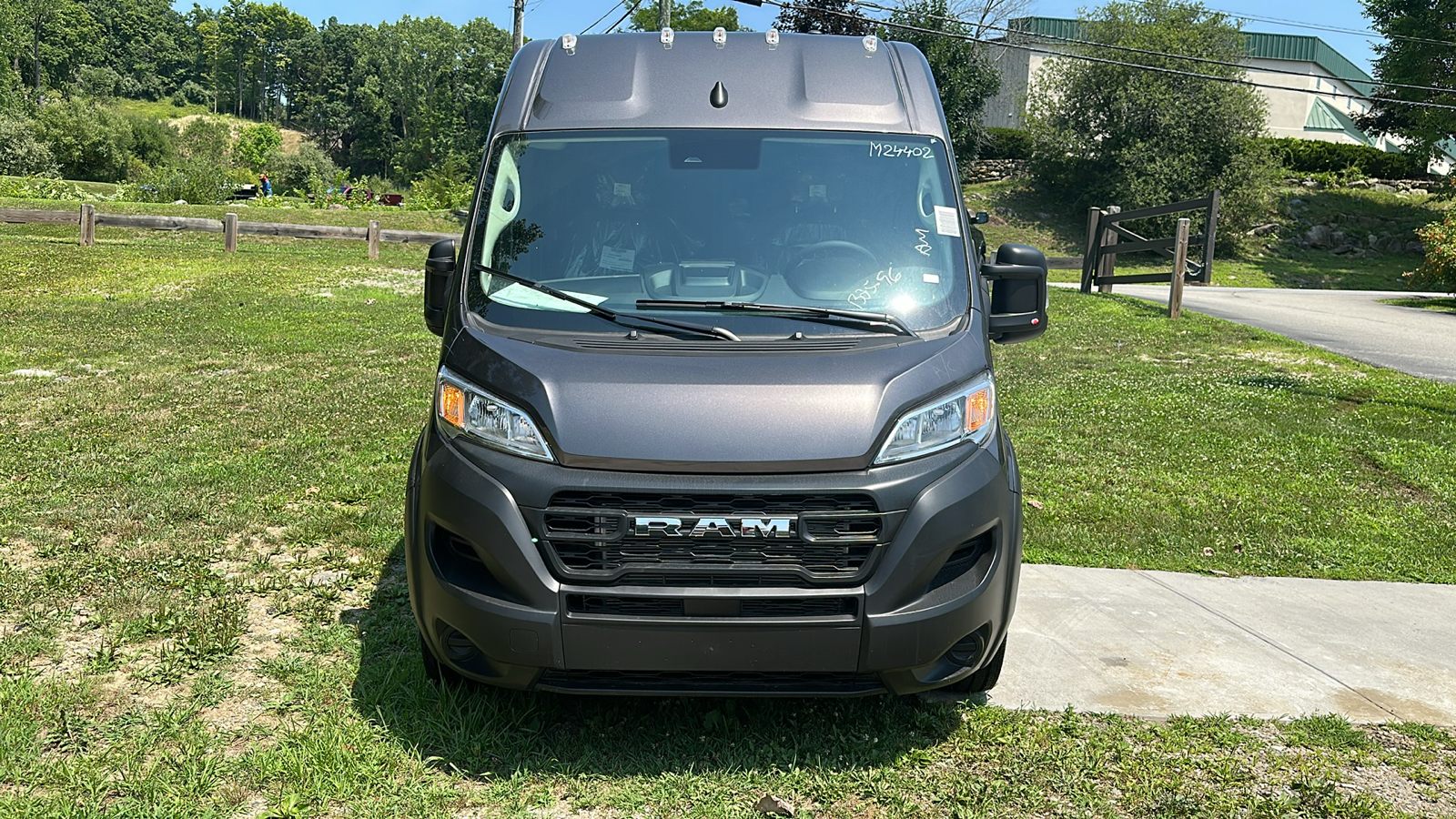 2024 Ram ProMaster Cargo Van Tradesman 3