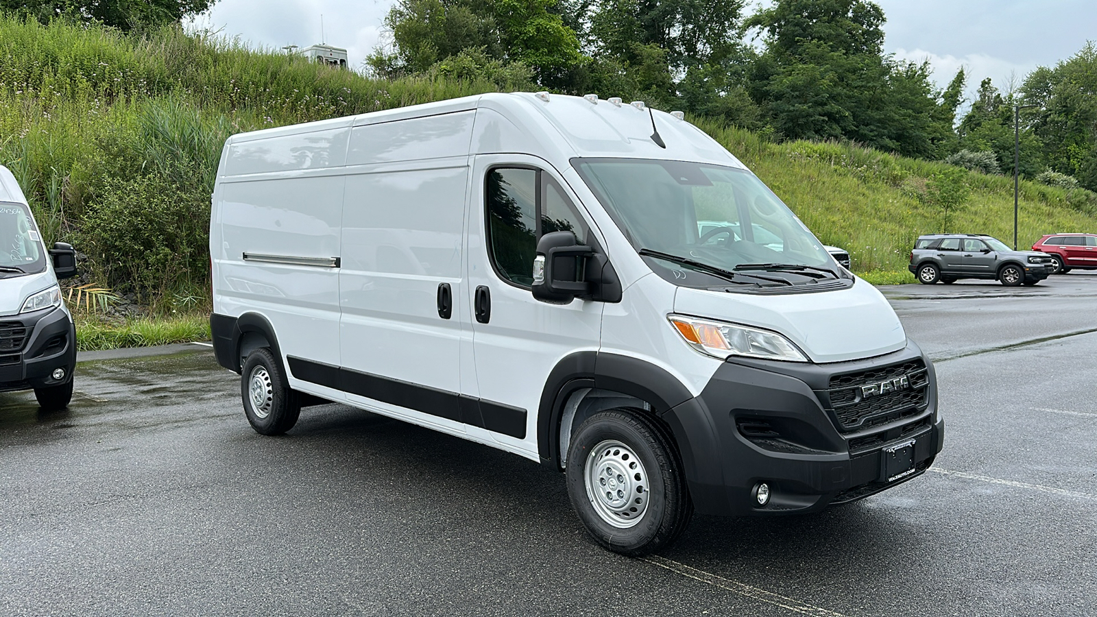 2024 Ram ProMaster Cargo Van Tradesman 2