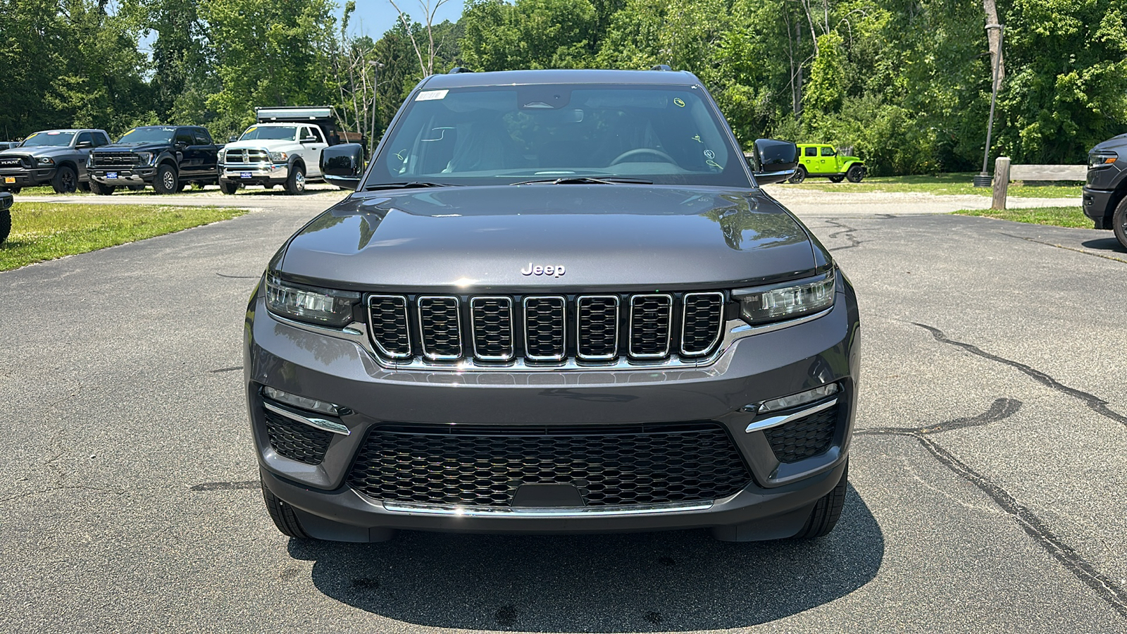 2024 Jeep Grand Cherokee 4xe BASE 3