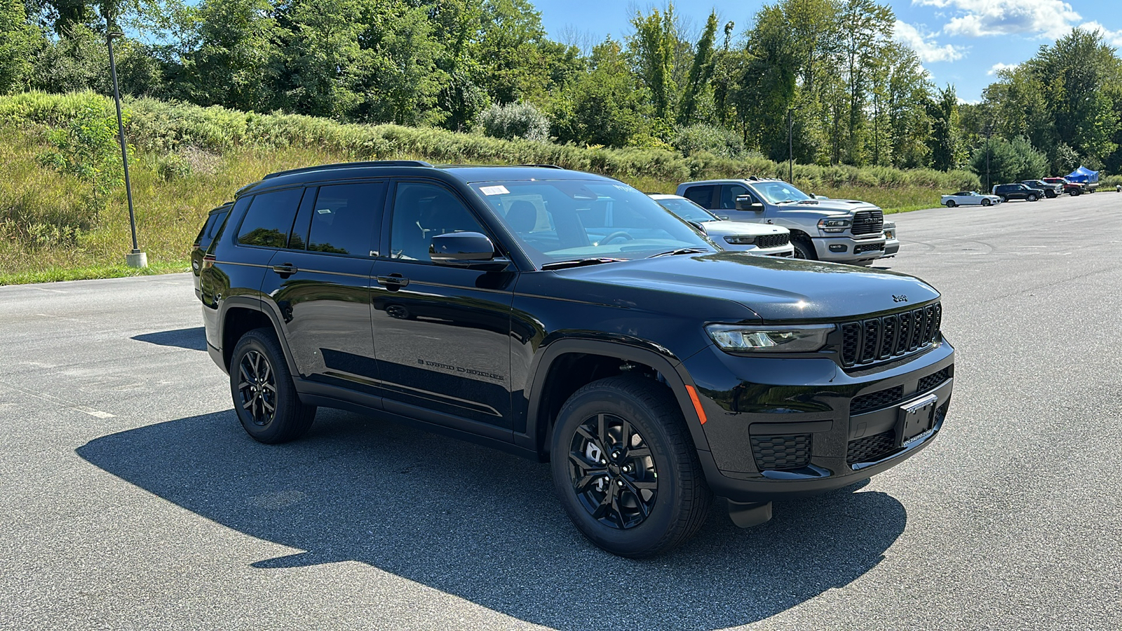 2024 Jeep Grand Cherokee L Altitude X 2