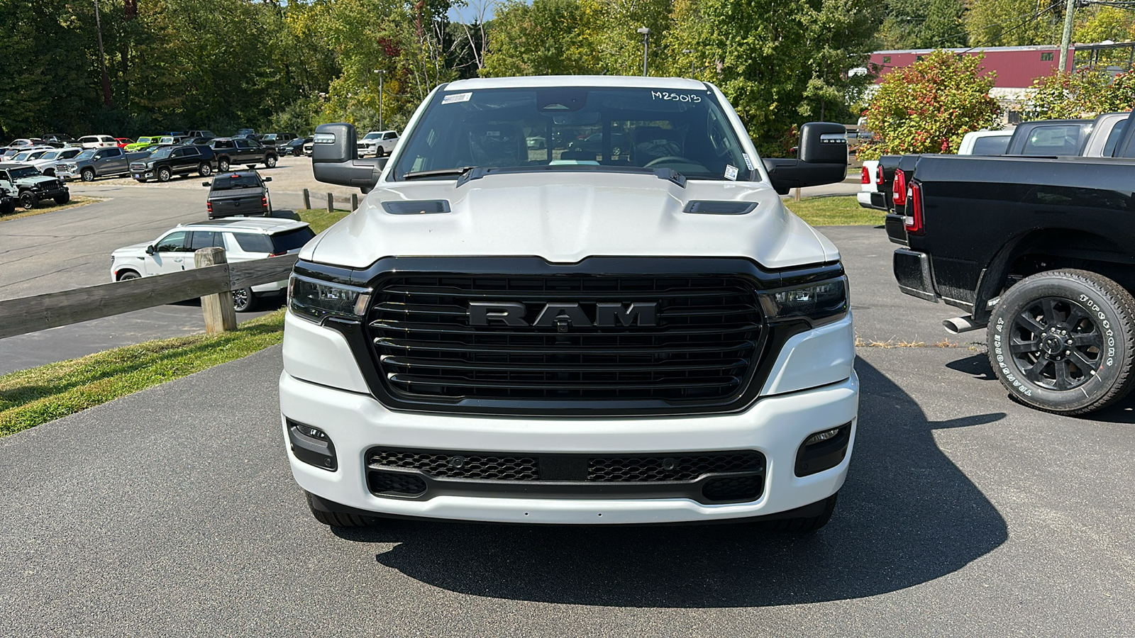 2025 Ram 1500 Laramie 3