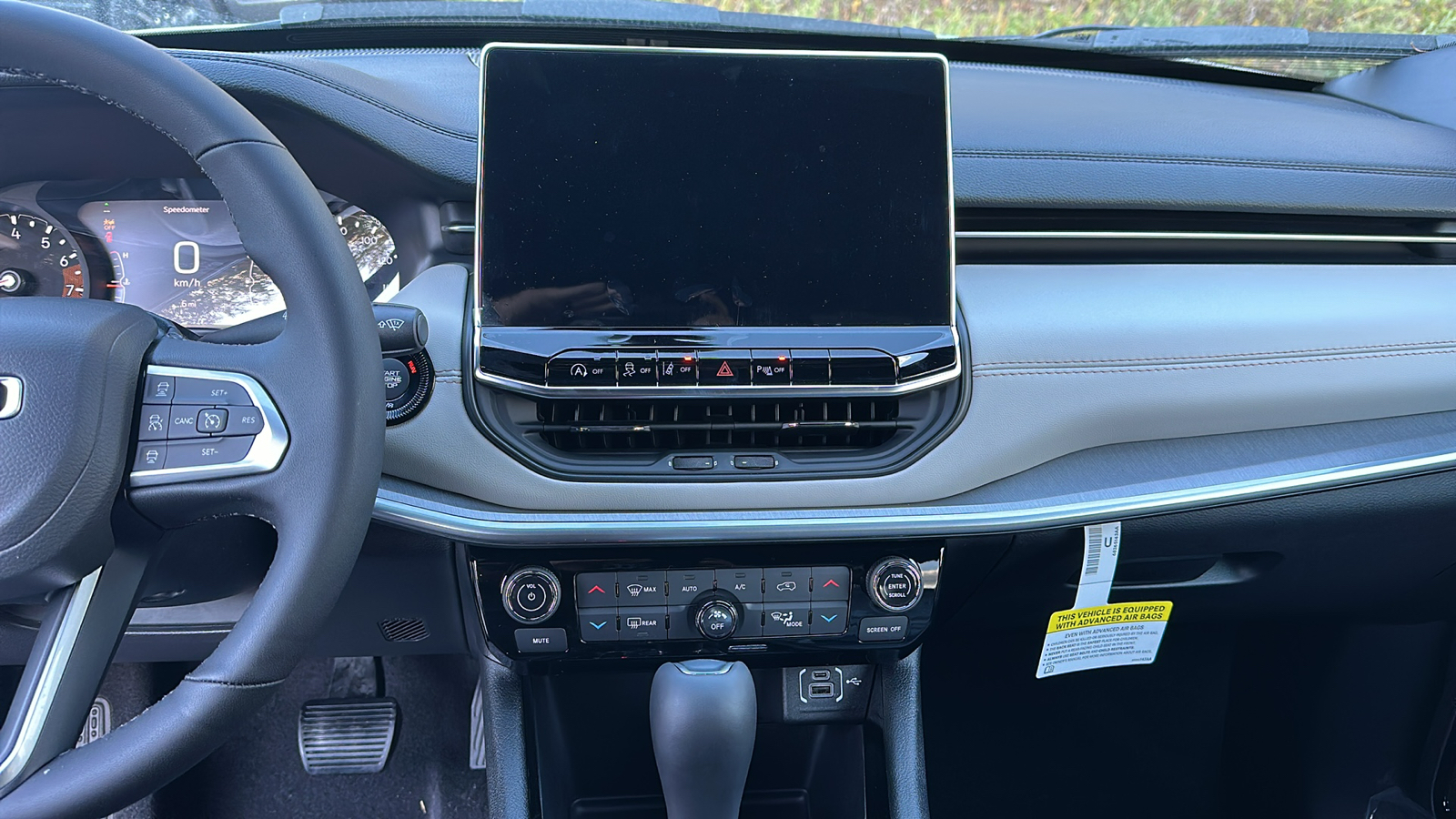 2025 Jeep Compass Limited 16