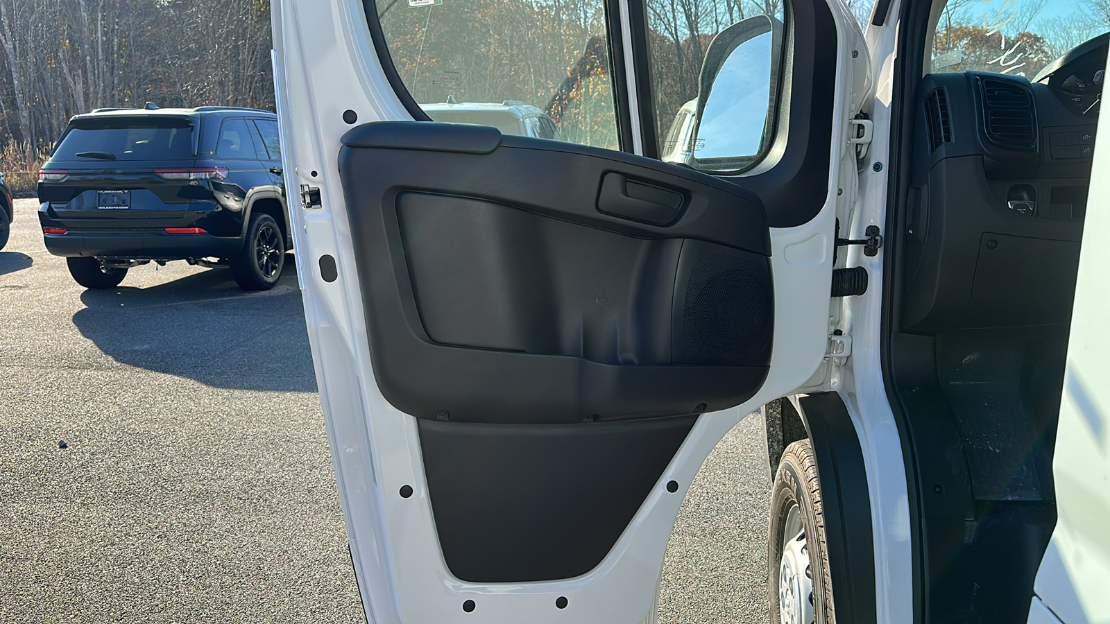 2025 Ram ProMaster Cargo Van Tradesman 6