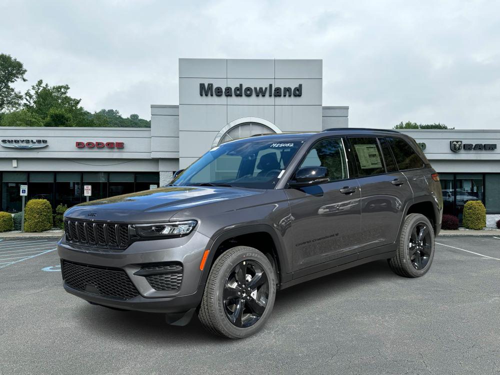 2025 Jeep Grand Cherokee Altitude X 1